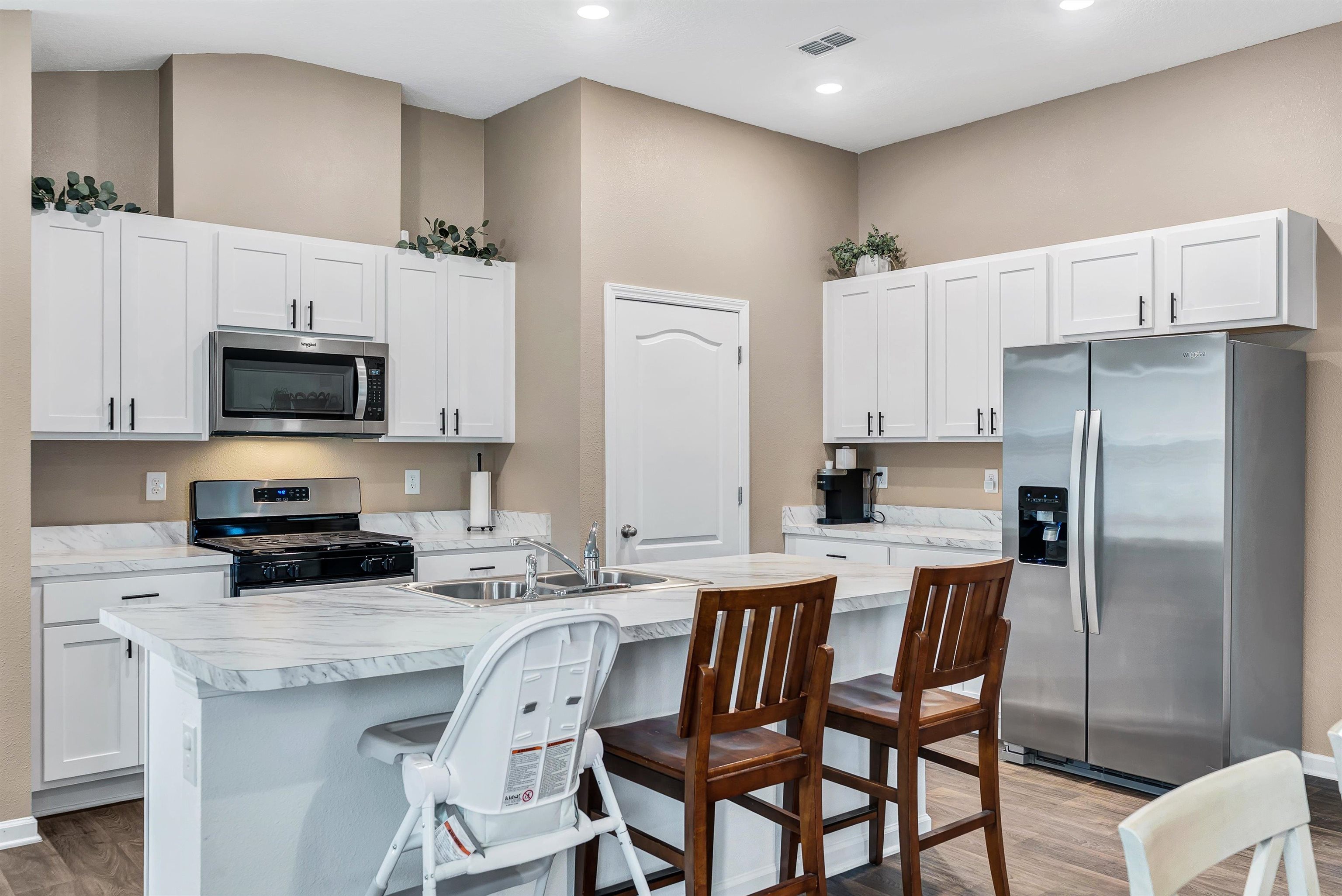 Image 6 of 63 For 210 Tordera Ln