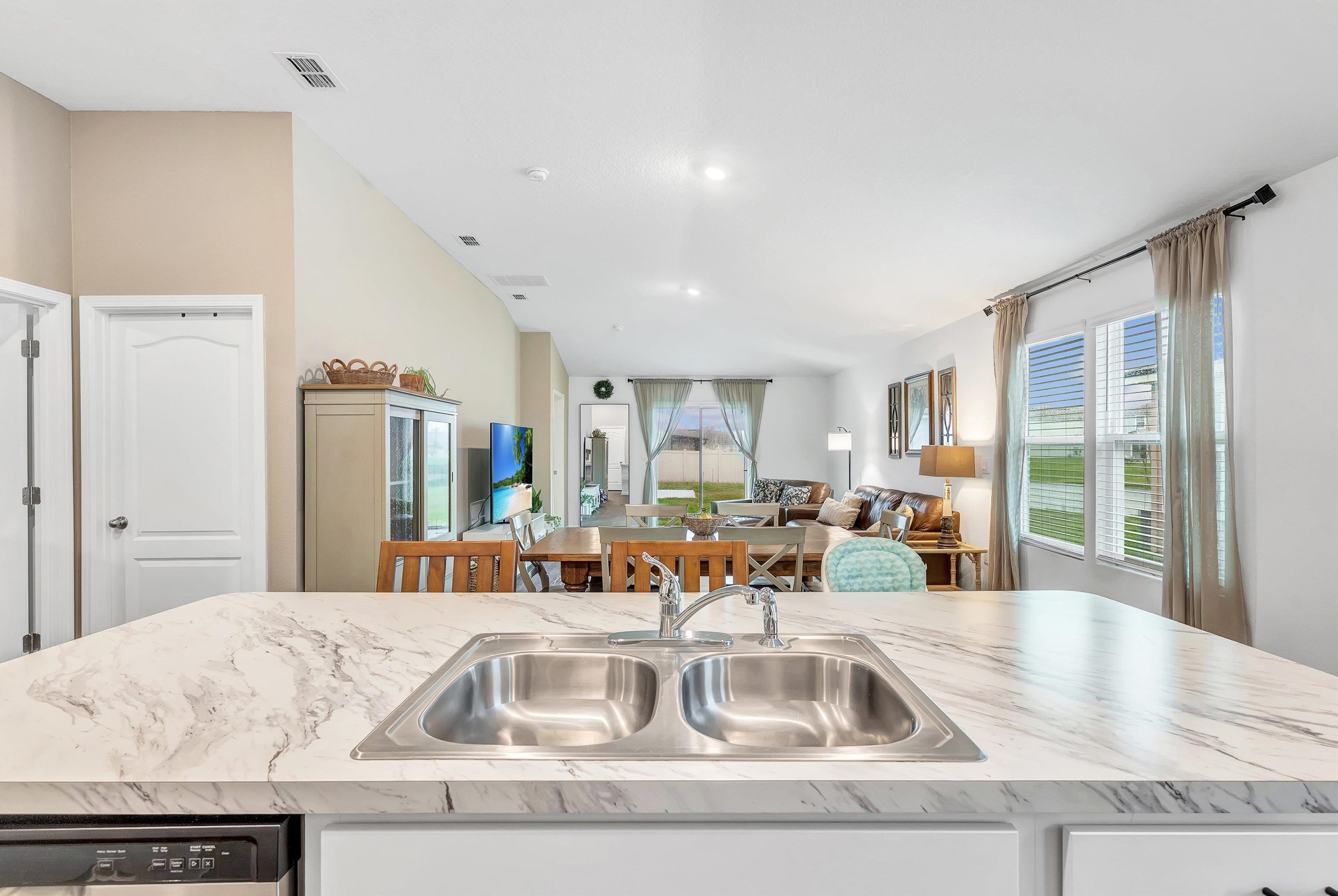 Image 9 of 63 For 210 Tordera Ln