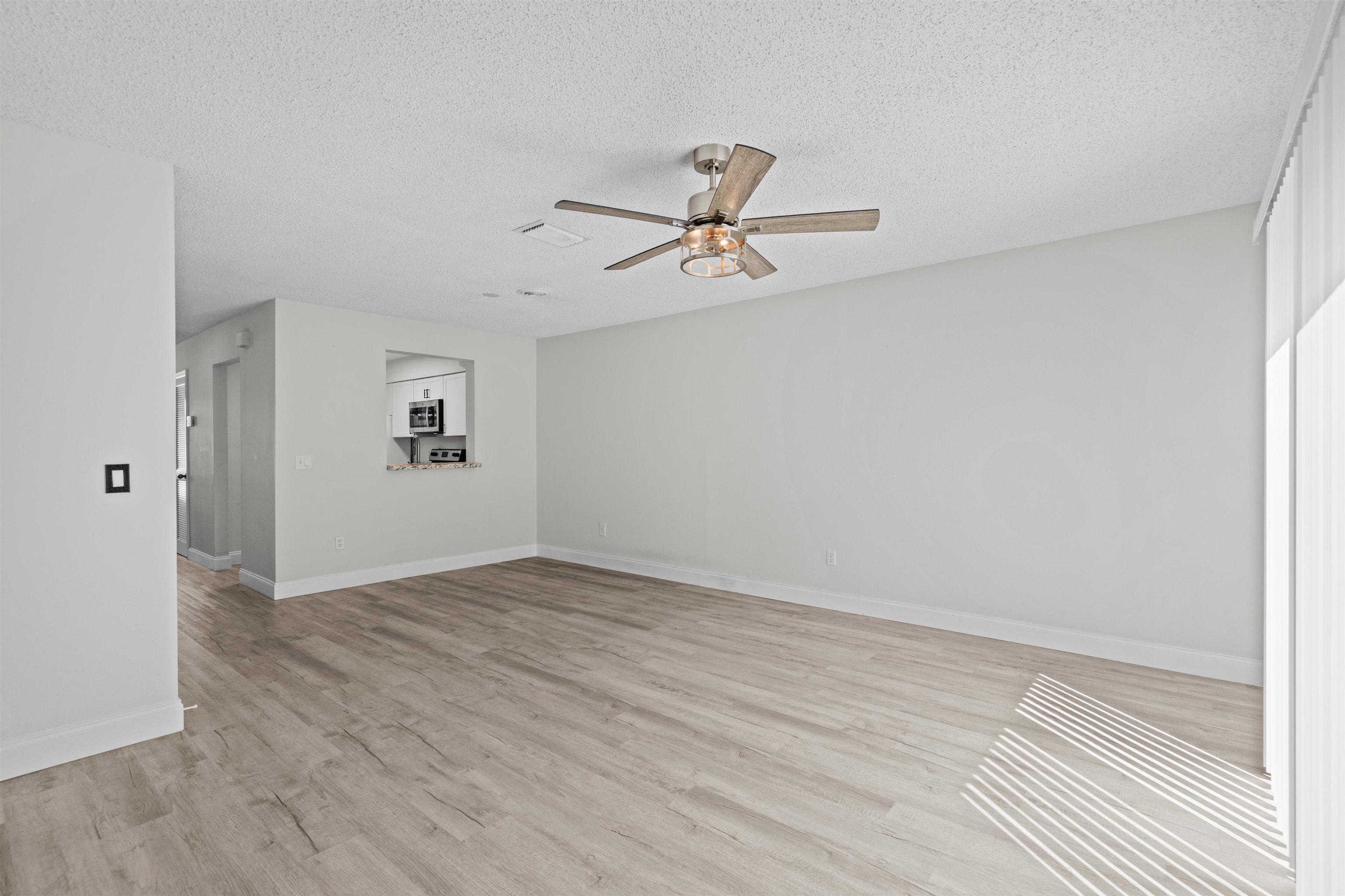 Image 13 of 33 For 9 Moultrie Creek Cir  9