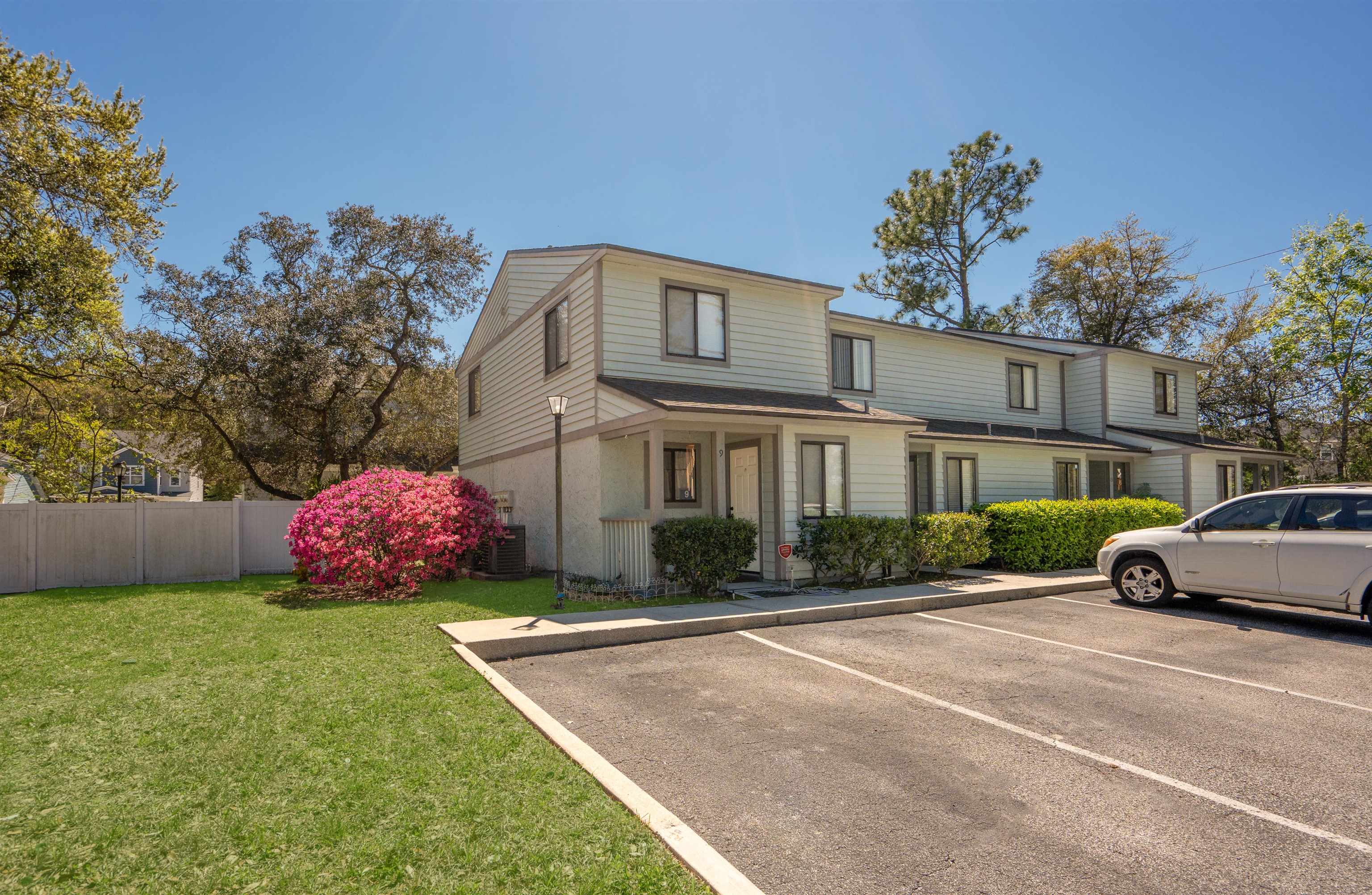 Image 3 of 33 For 9 Moultrie Creek Cir  9