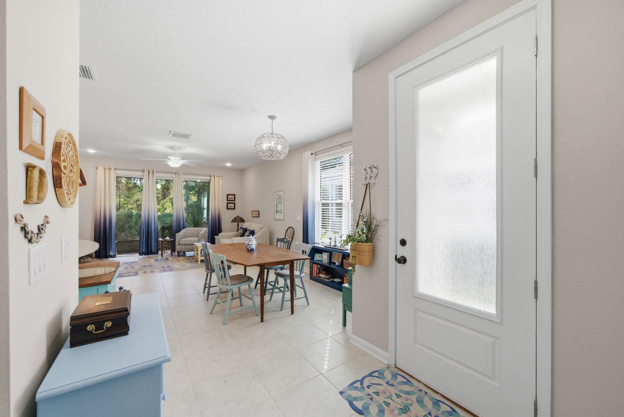 Image 10 of 71 For 192 Modesto Dr