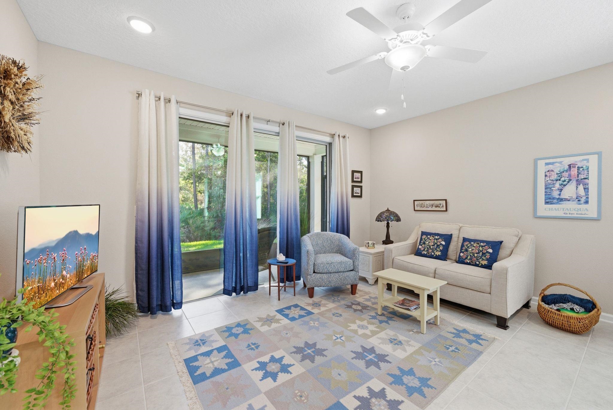 Image 12 of 71 For 192 Modesto Dr