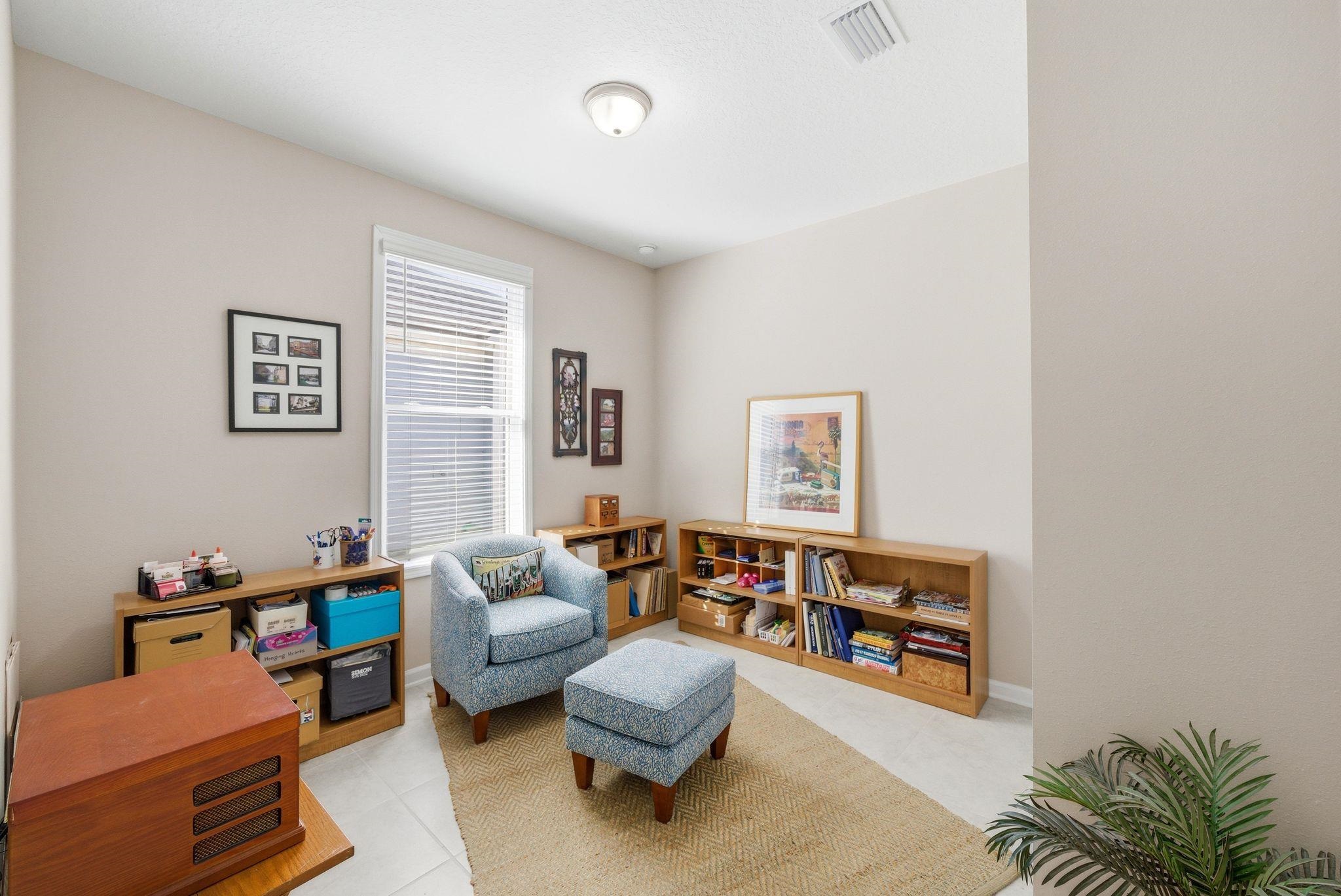 Image 23 of 71 For 192 Modesto Dr