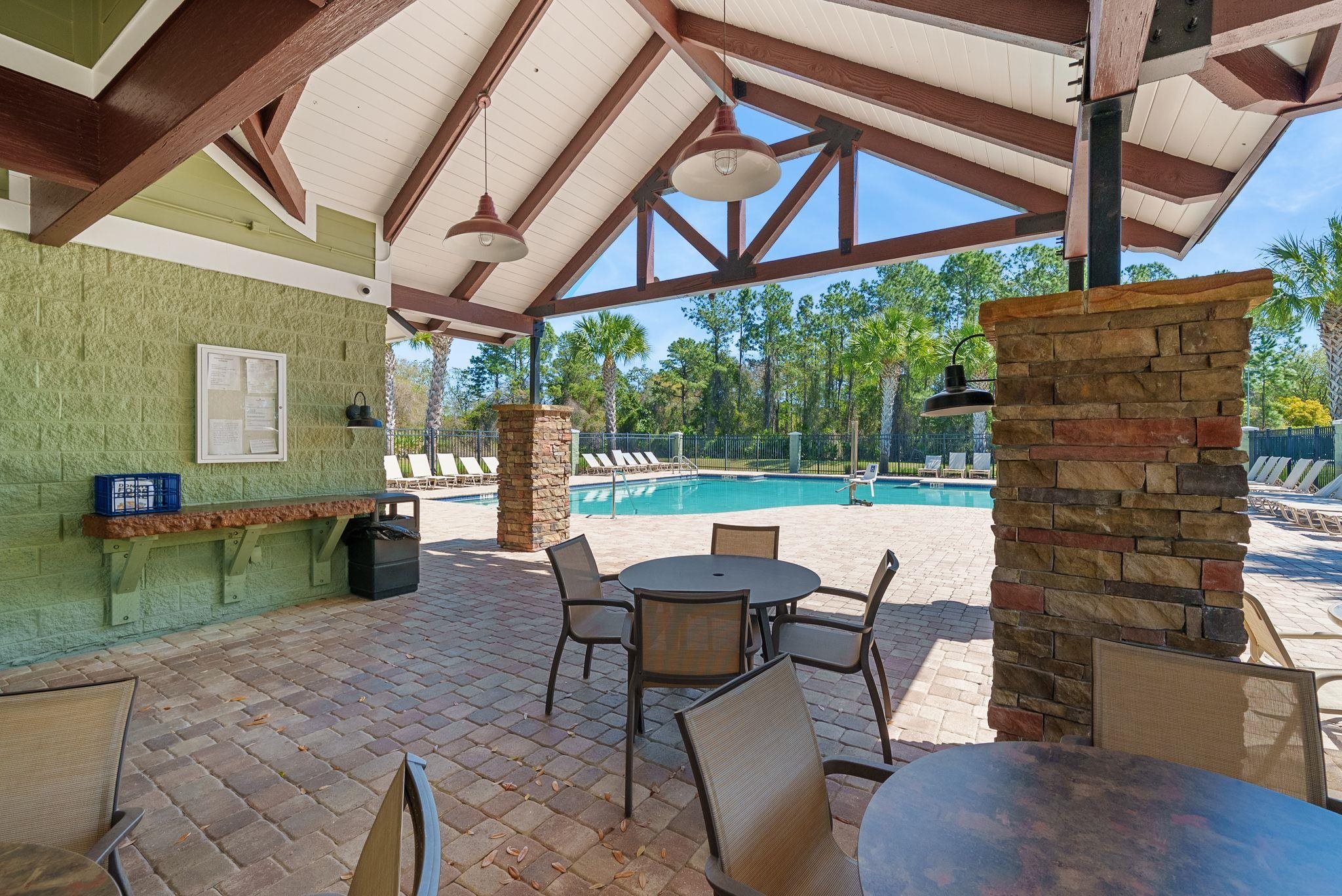 Image 43 of 71 For 192 Modesto Dr