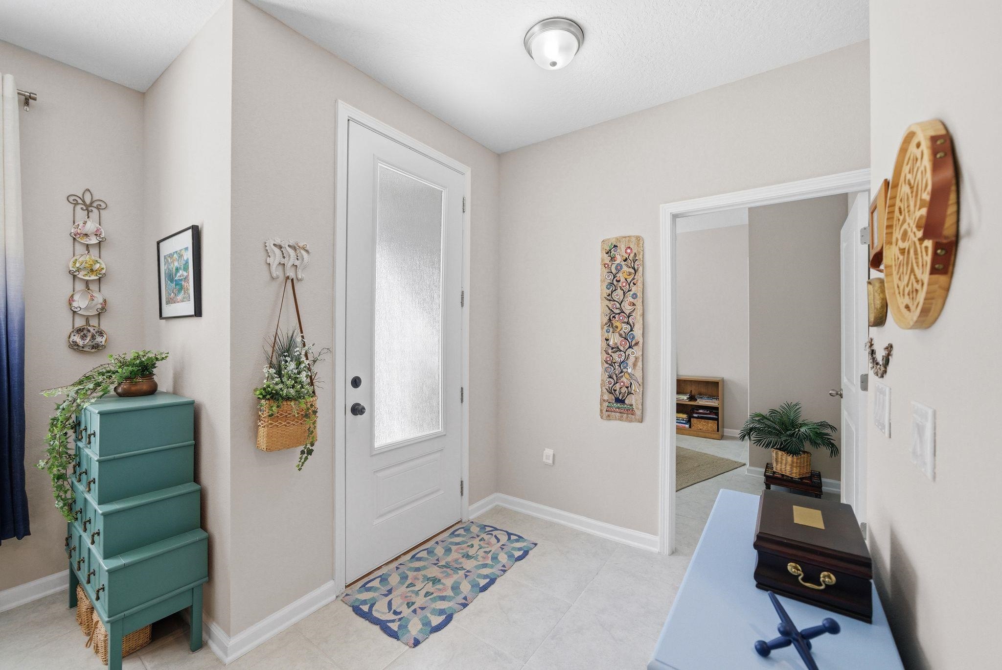 Image 9 of 71 For 192 Modesto Dr