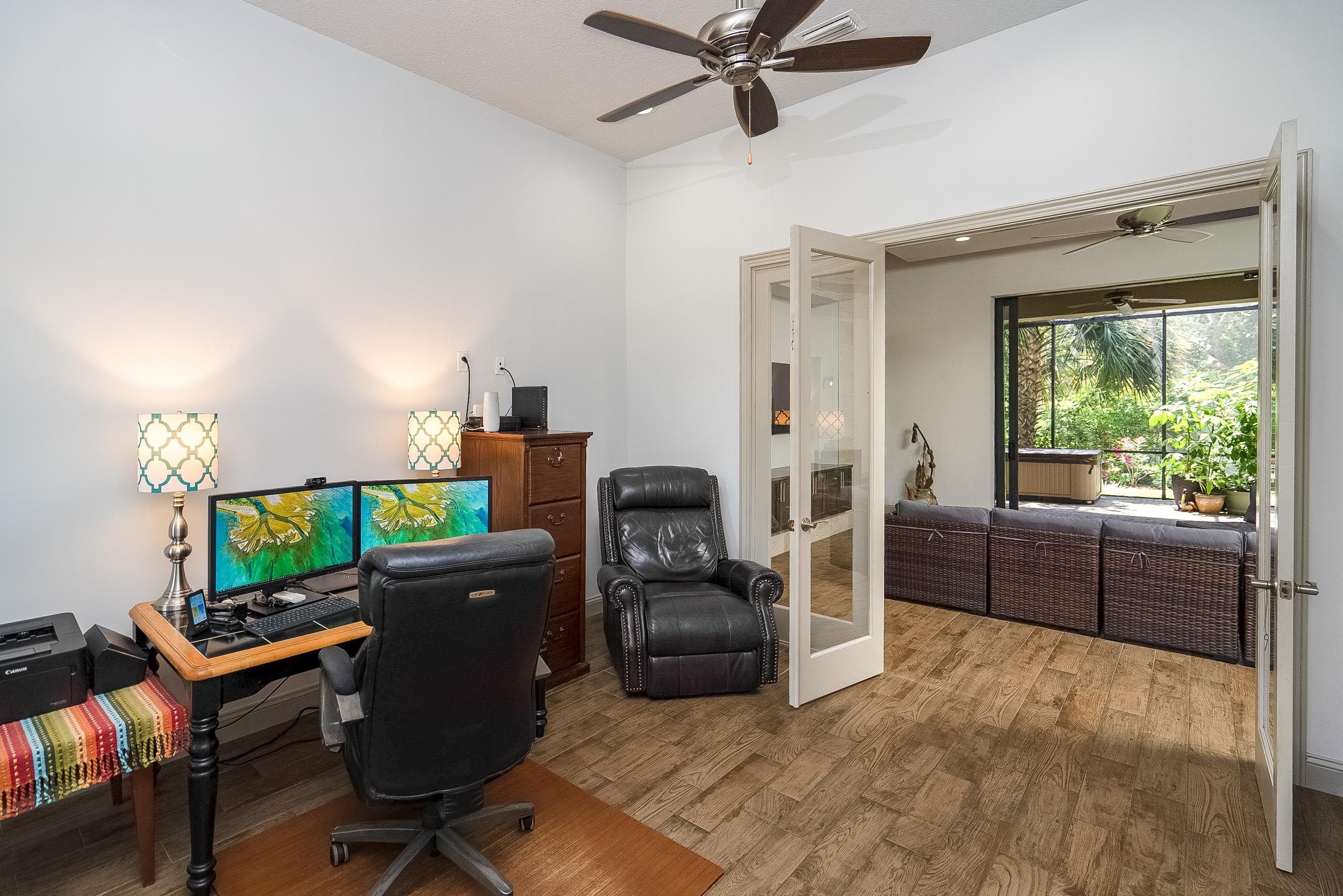 Image 27 of 58 For 300 La Crescenta Drive S