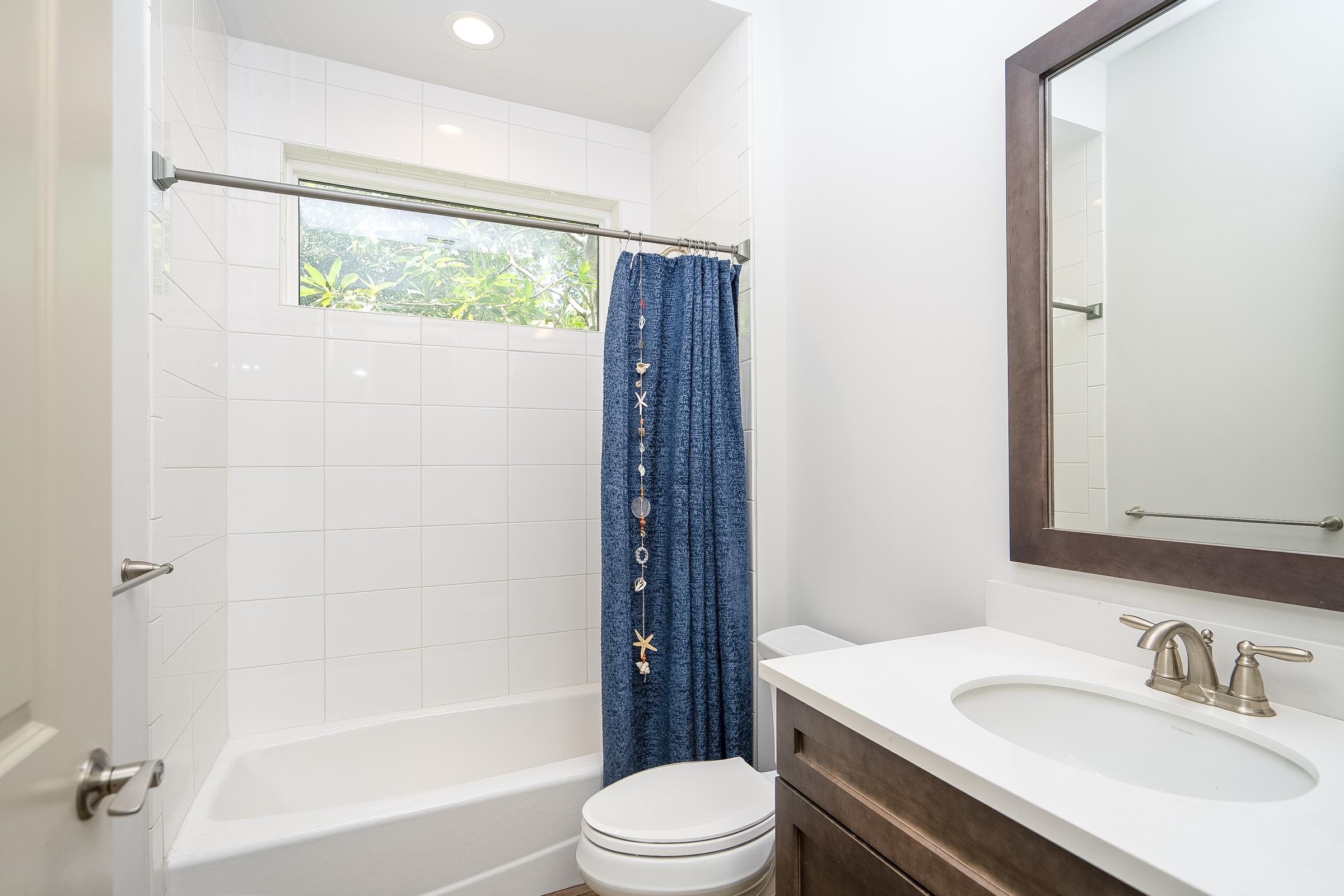 Image 28 of 58 For 300 La Crescenta Drive S