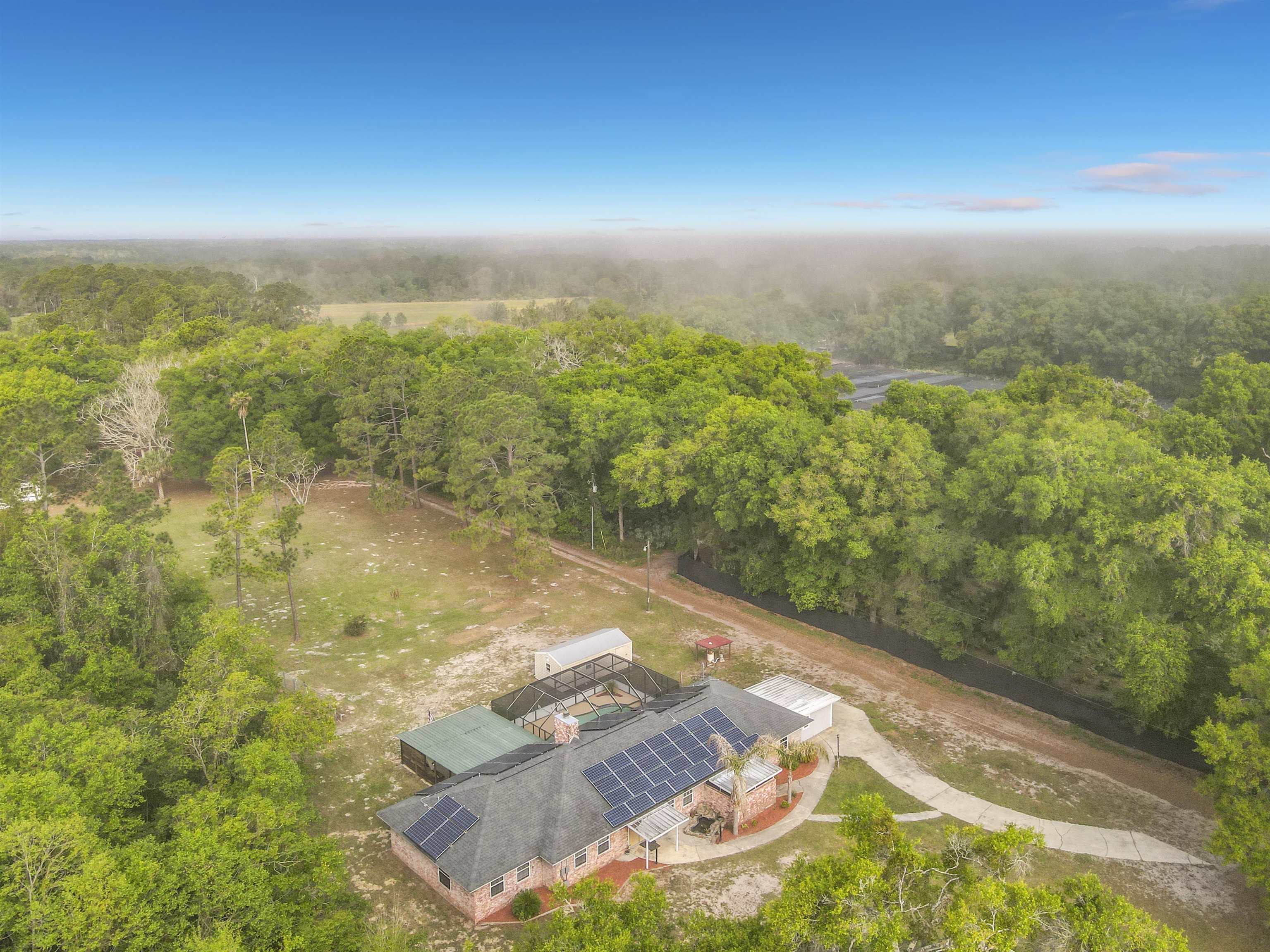 Image 10 of 85 For 327 Union Ave