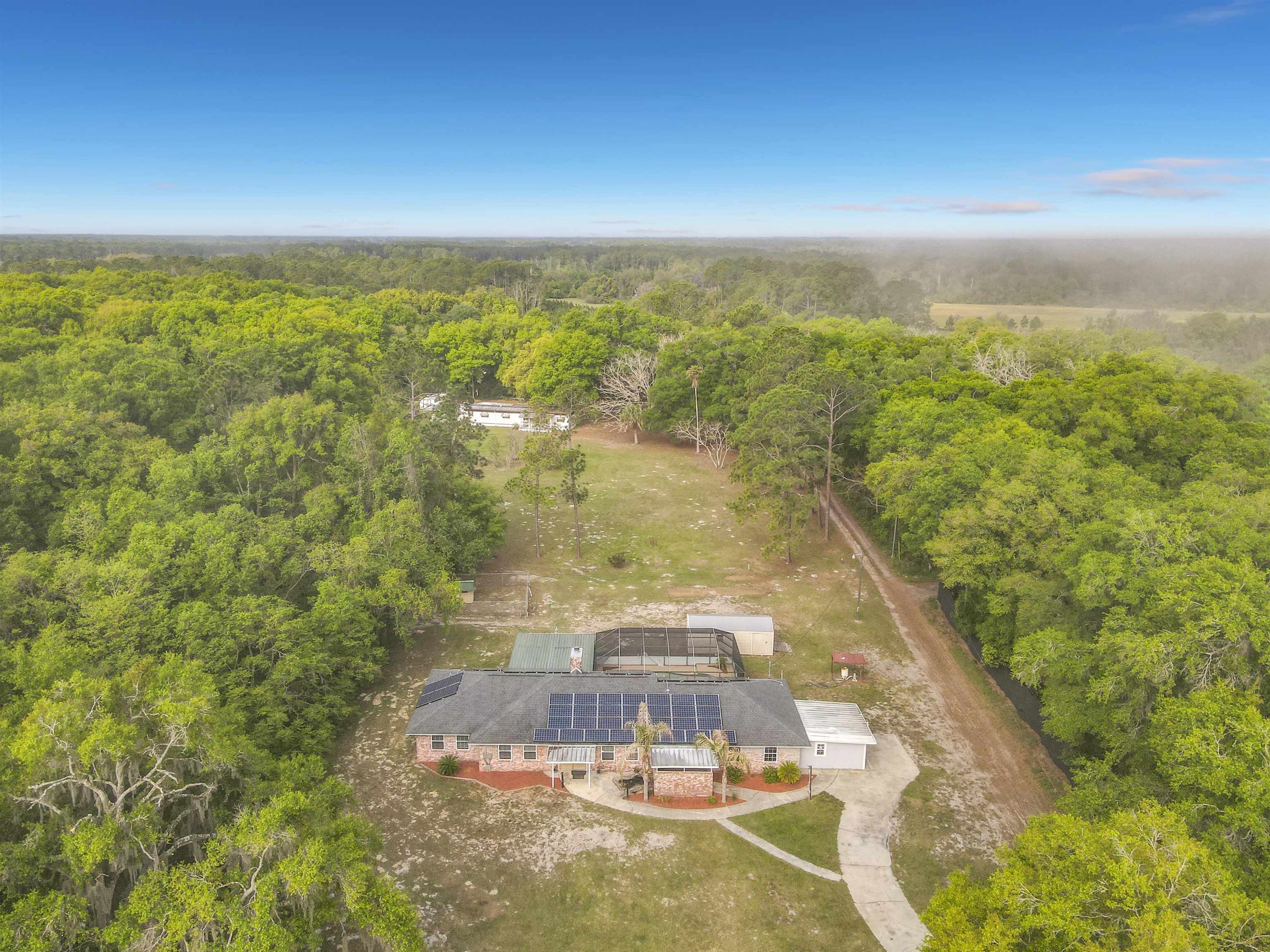 Image 11 of 85 For 327 Union Ave