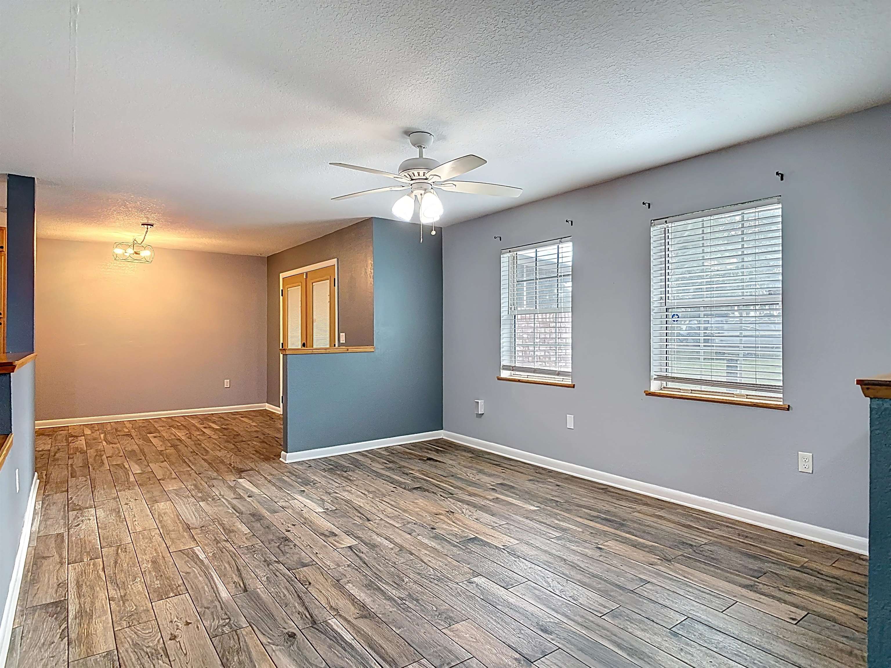 Image 23 of 85 For 327 Union Ave