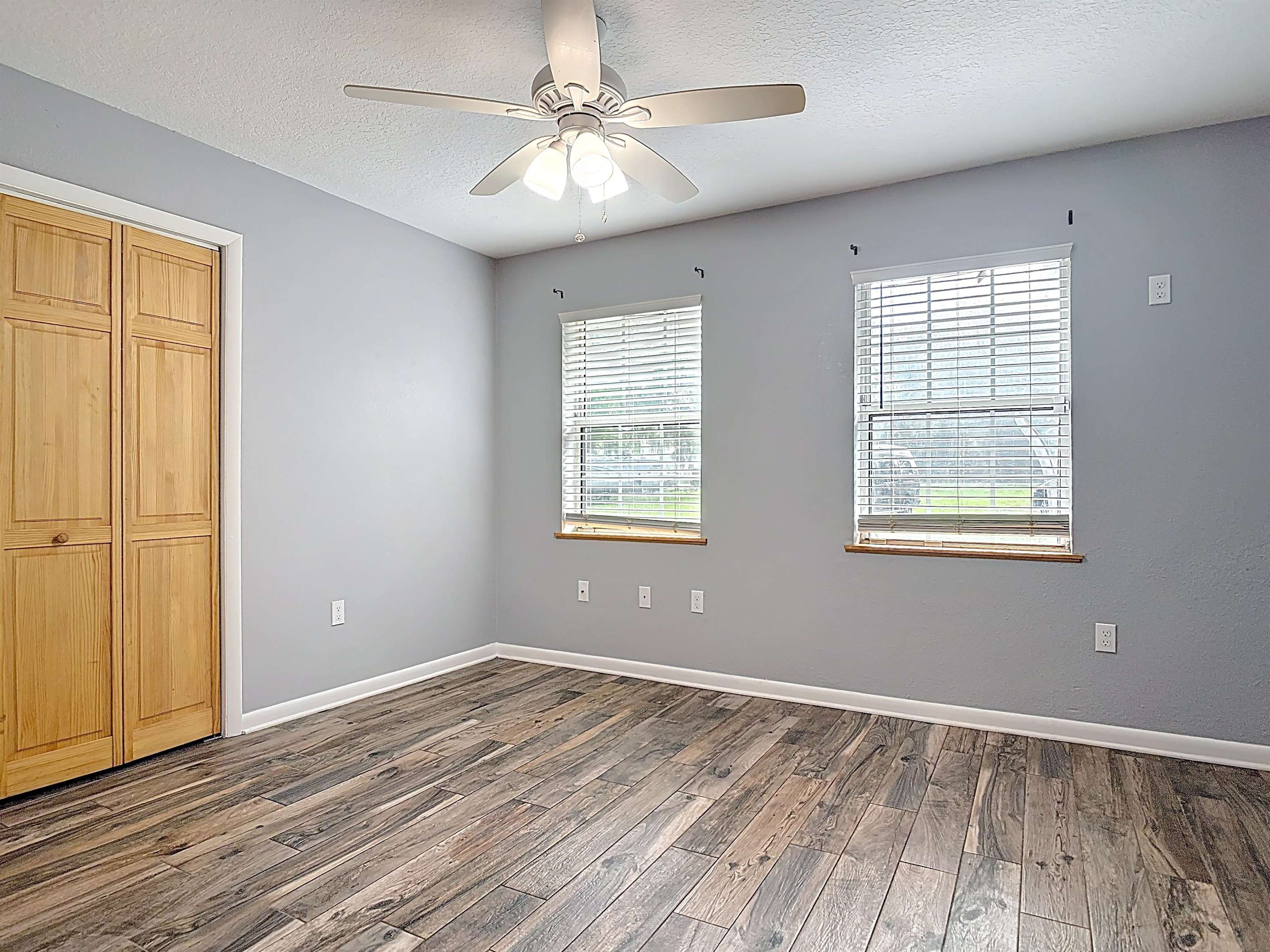 Image 51 of 85 For 327 Union Ave