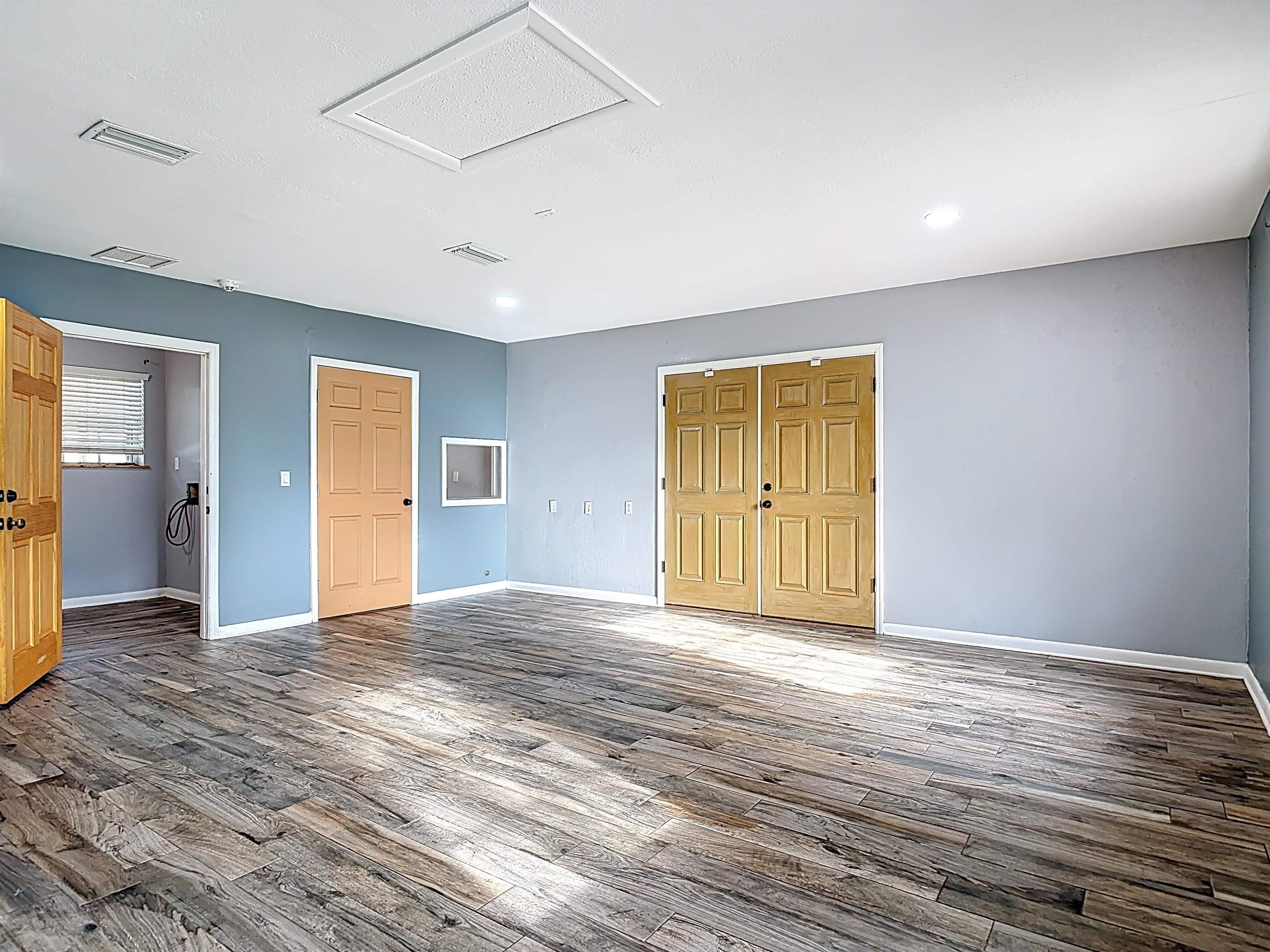 Image 59 of 85 For 327 Union Ave