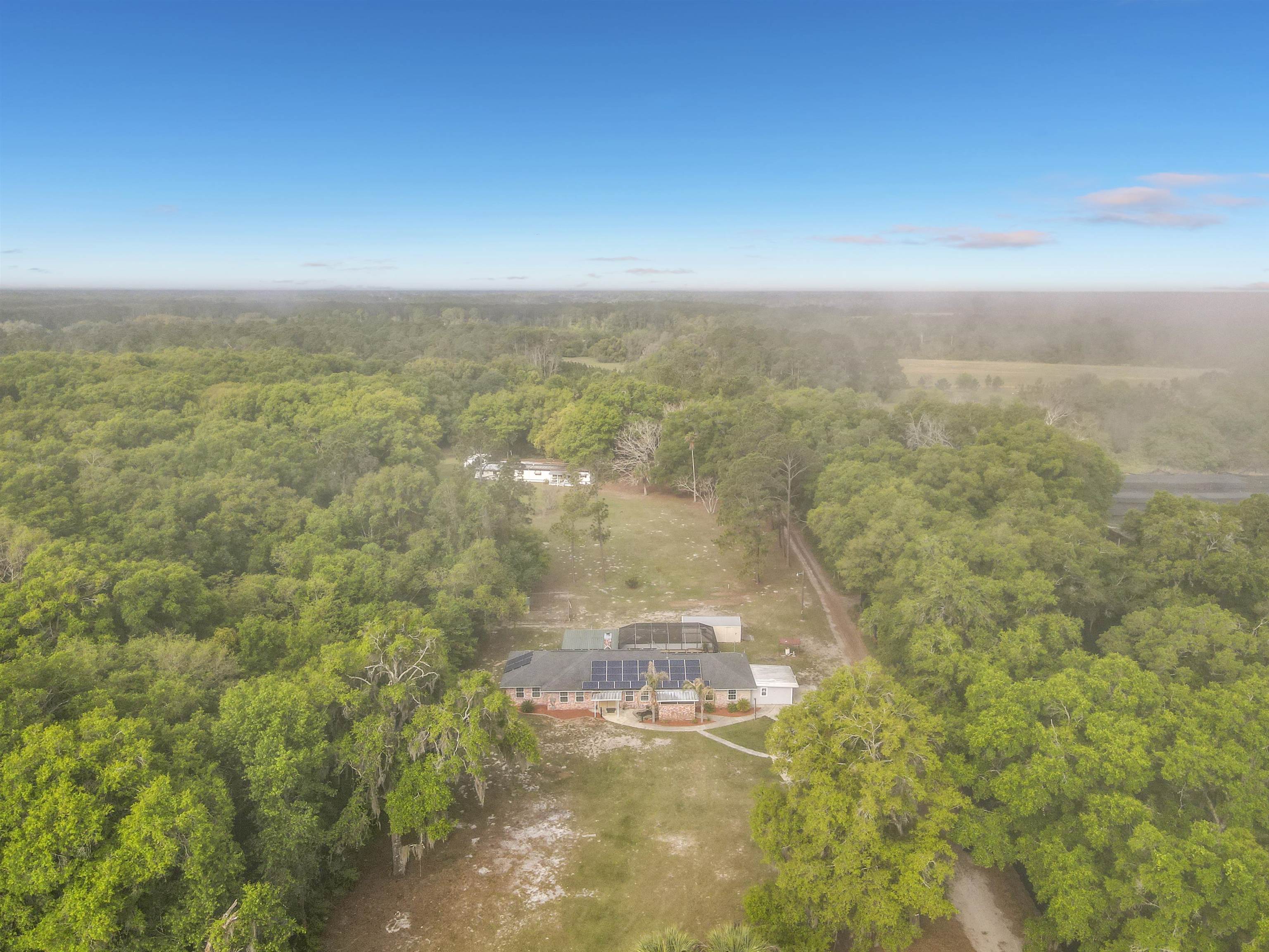 Image 7 of 85 For 327 Union Ave