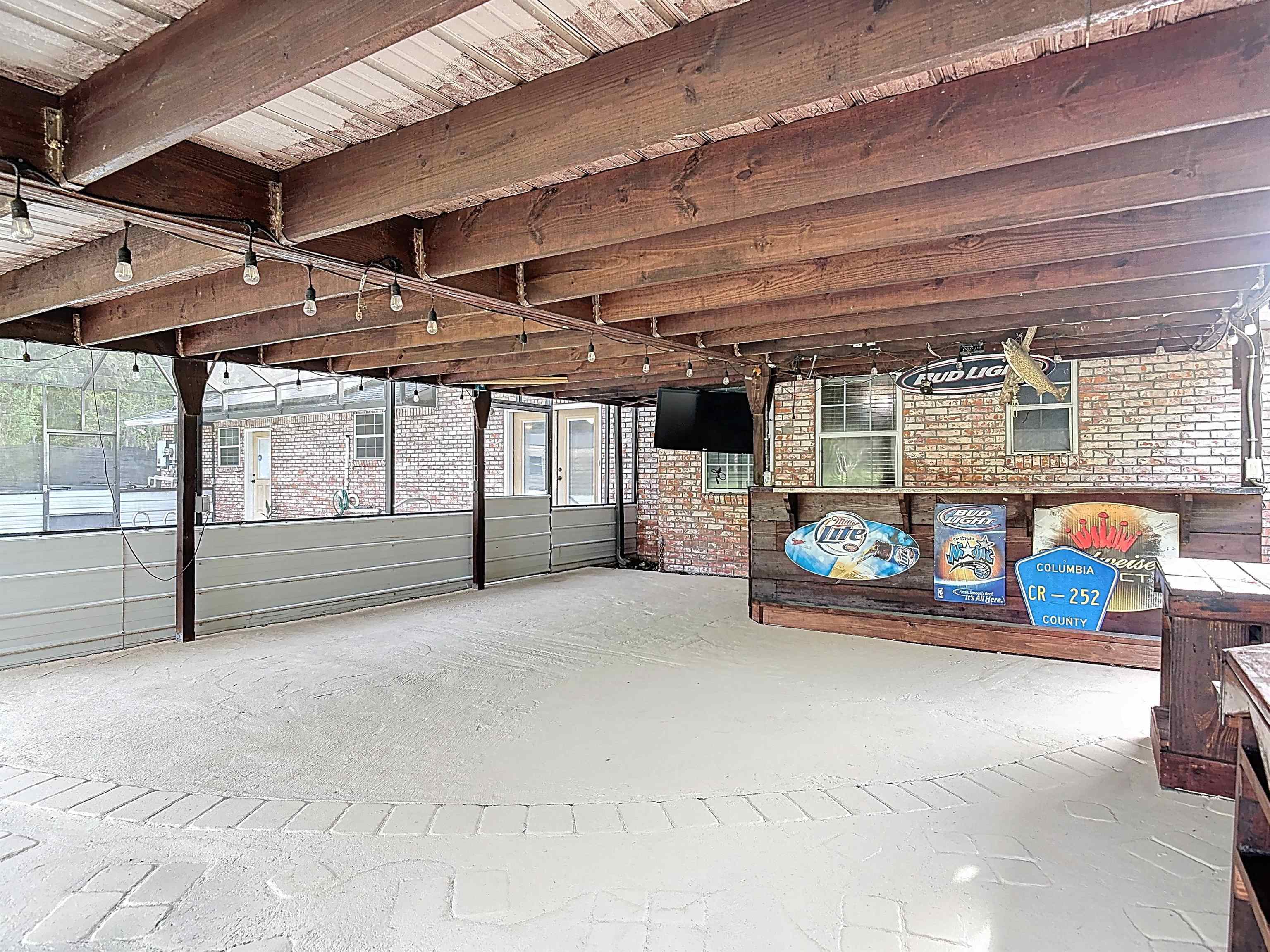 Image 70 of 85 For 327 Union Ave