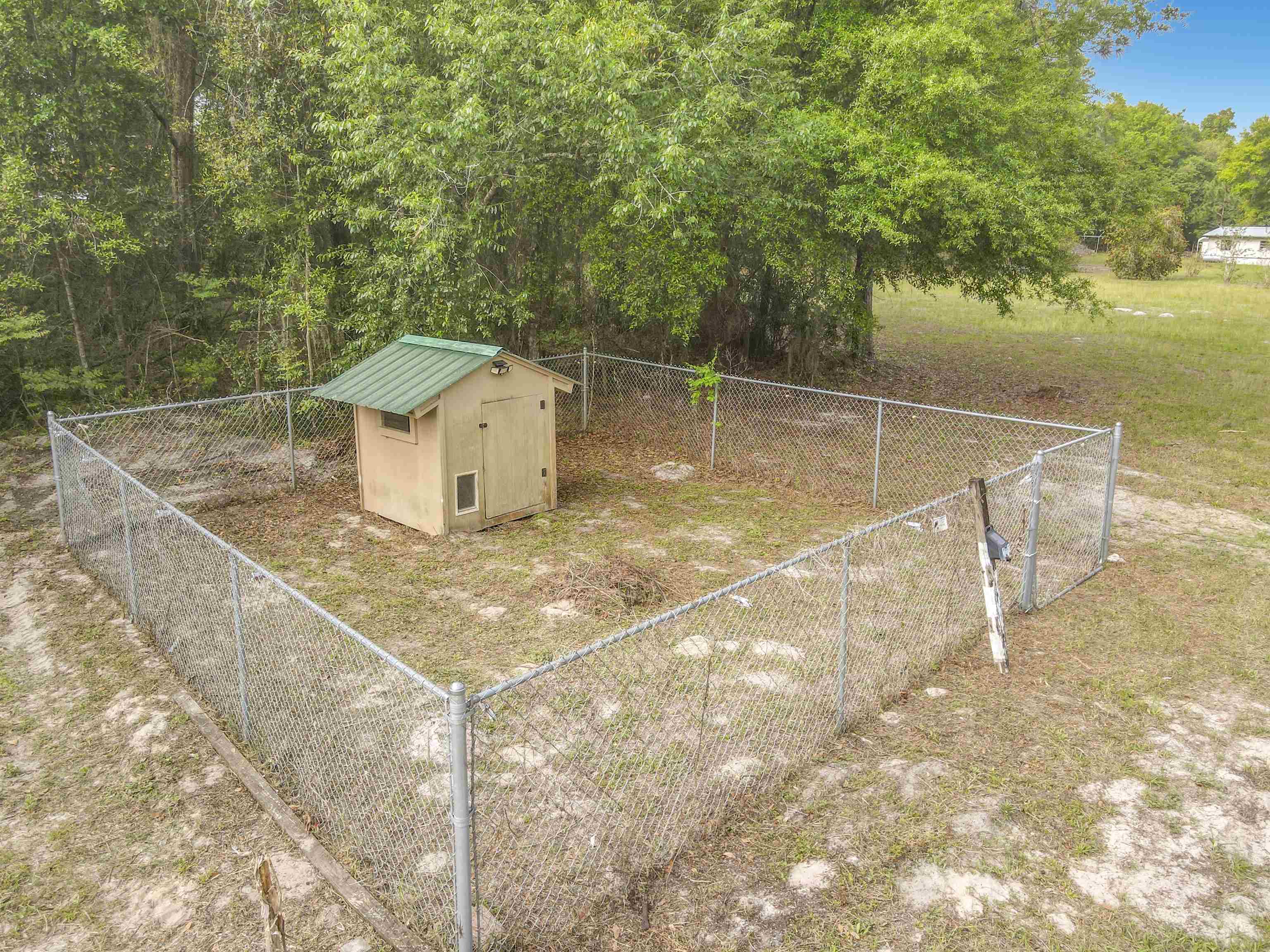 Image 81 of 85 For 327 Union Ave