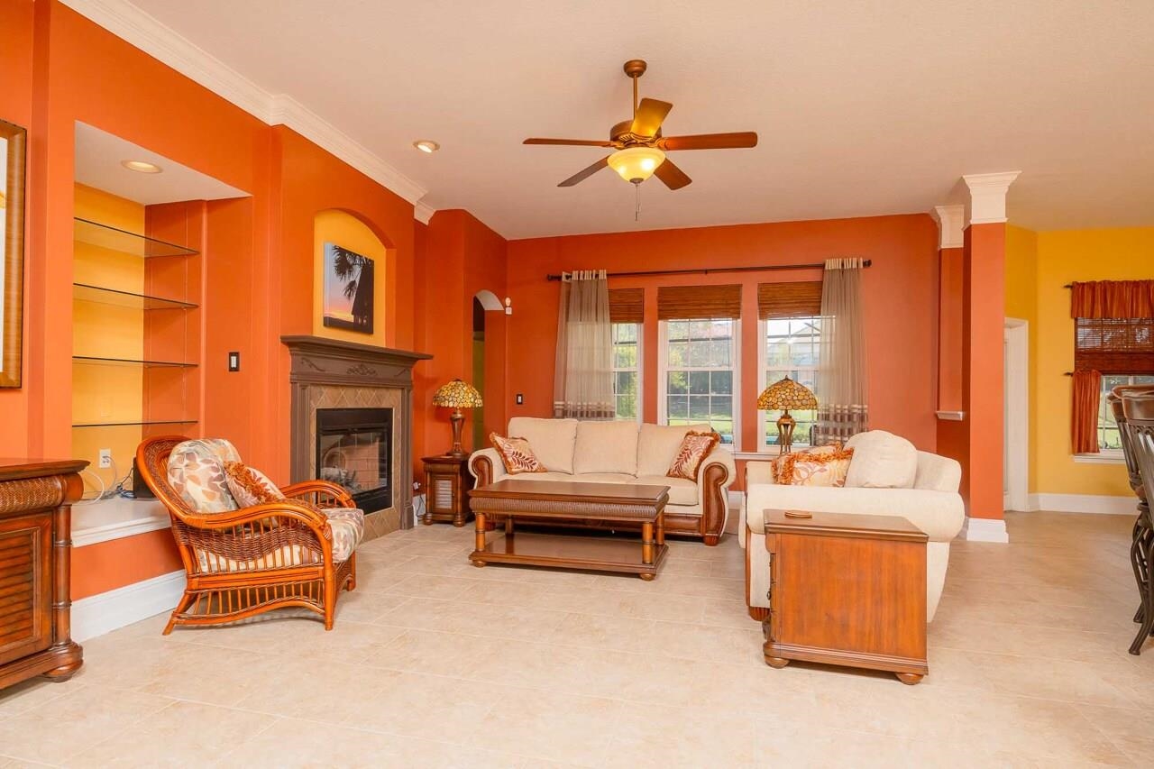 Image 17 of 73 For 167 La Mesa Dr