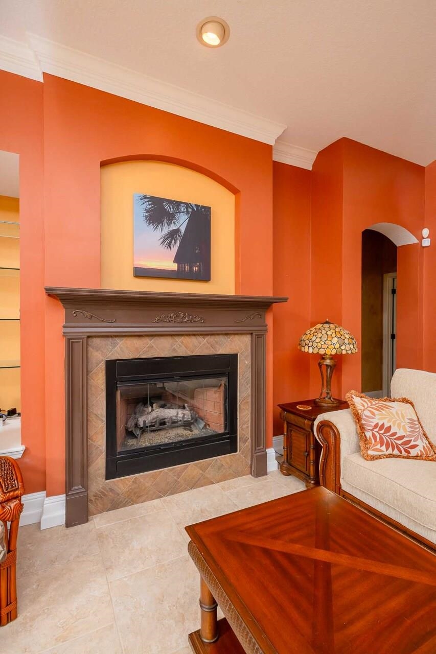 Image 19 of 73 For 167 La Mesa Dr