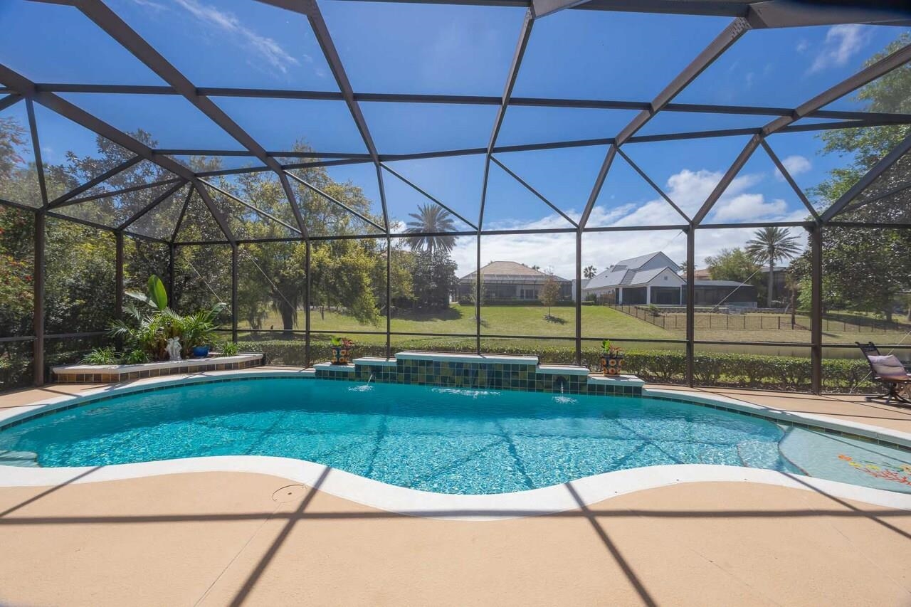 Image 35 of 73 For 167 La Mesa Dr