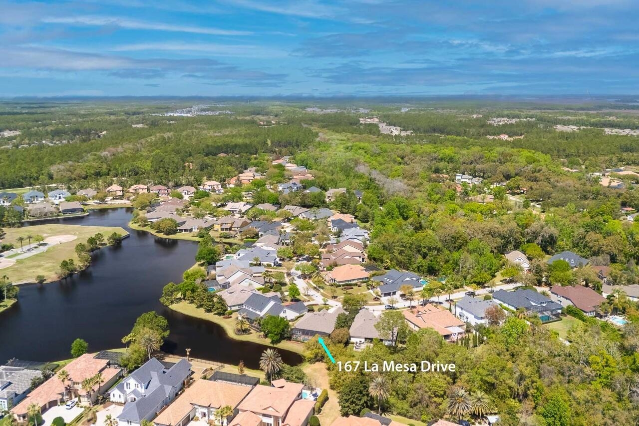 Image 4 of 73 For 167 La Mesa Dr