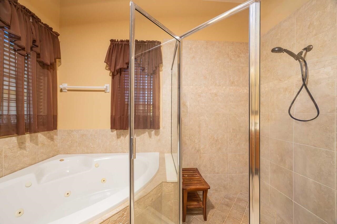 Image 52 of 73 For 167 La Mesa Dr