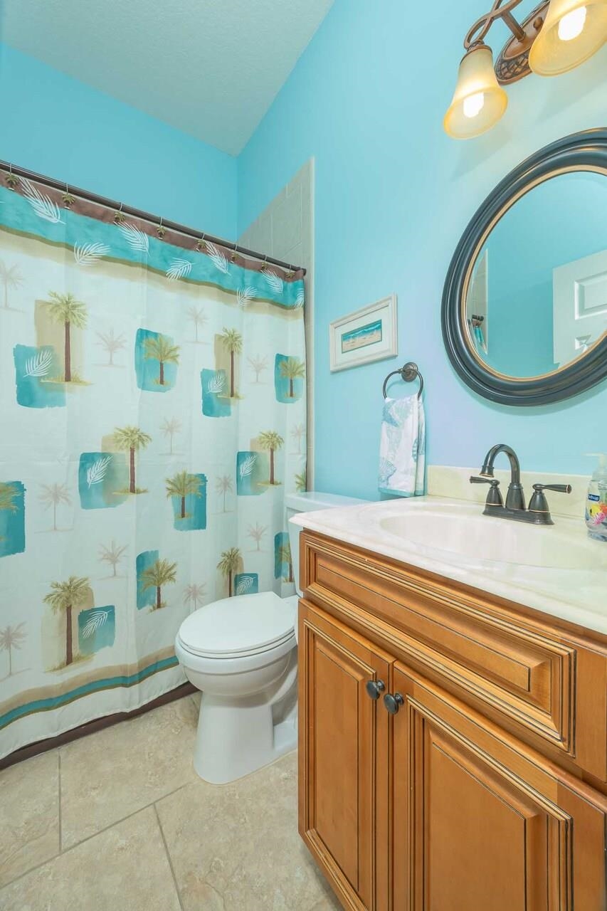 Image 61 of 73 For 167 La Mesa Dr