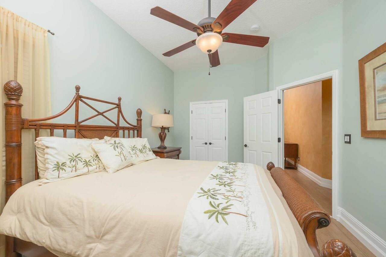 Image 62 of 73 For 167 La Mesa Dr