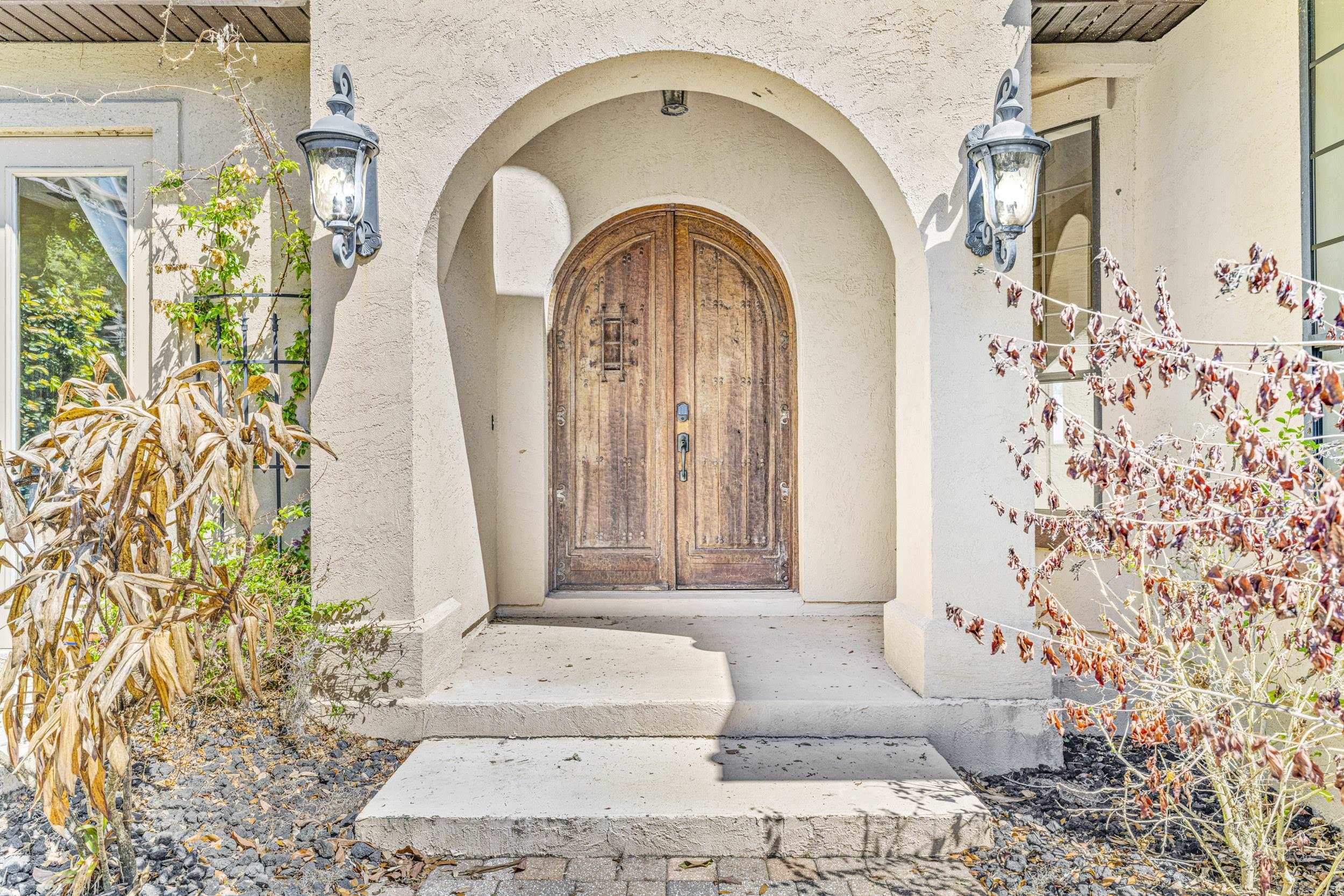 Image 2 of 65 For 530 Clifton Rd.