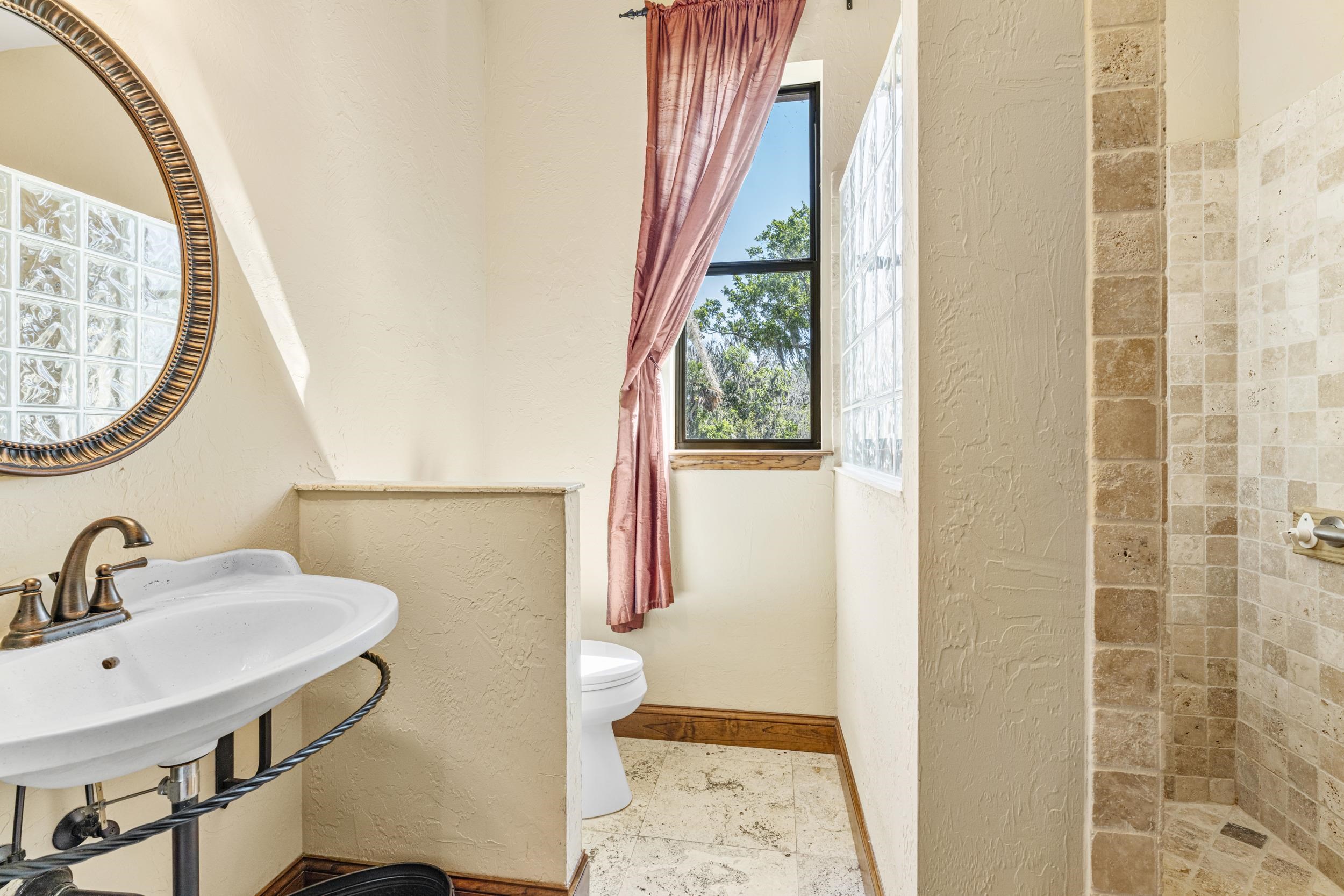 Image 36 of 65 For 530 Clifton Rd.