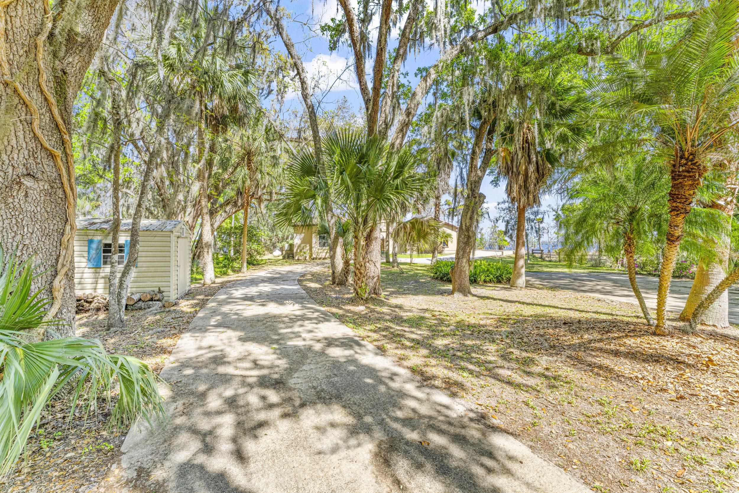 Image 5 of 65 For 530 Clifton Rd.