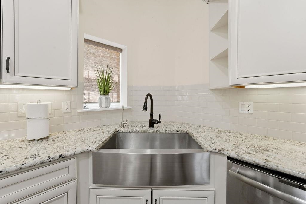 Image 12 of 60 For 48 Ocale Ct  