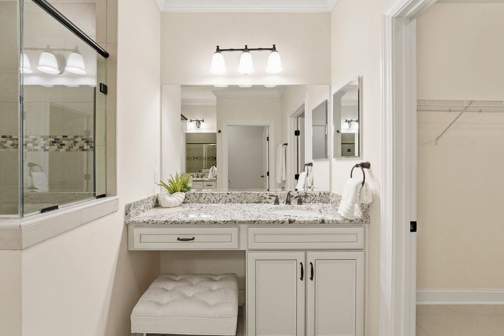 Image 37 of 60 For 48 Ocale Ct  