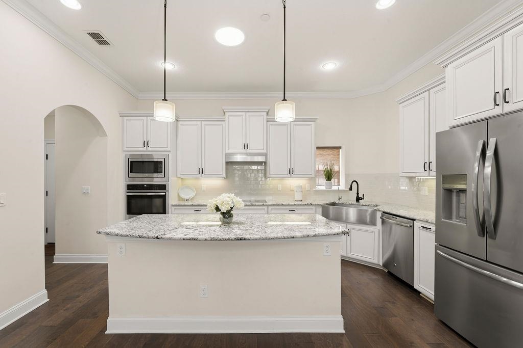 Image 8 of 60 For 48 Ocale Ct  