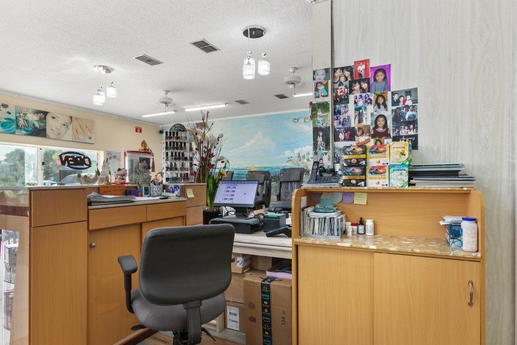 Image 37 of 84 For 711 A1a Beach Blvd