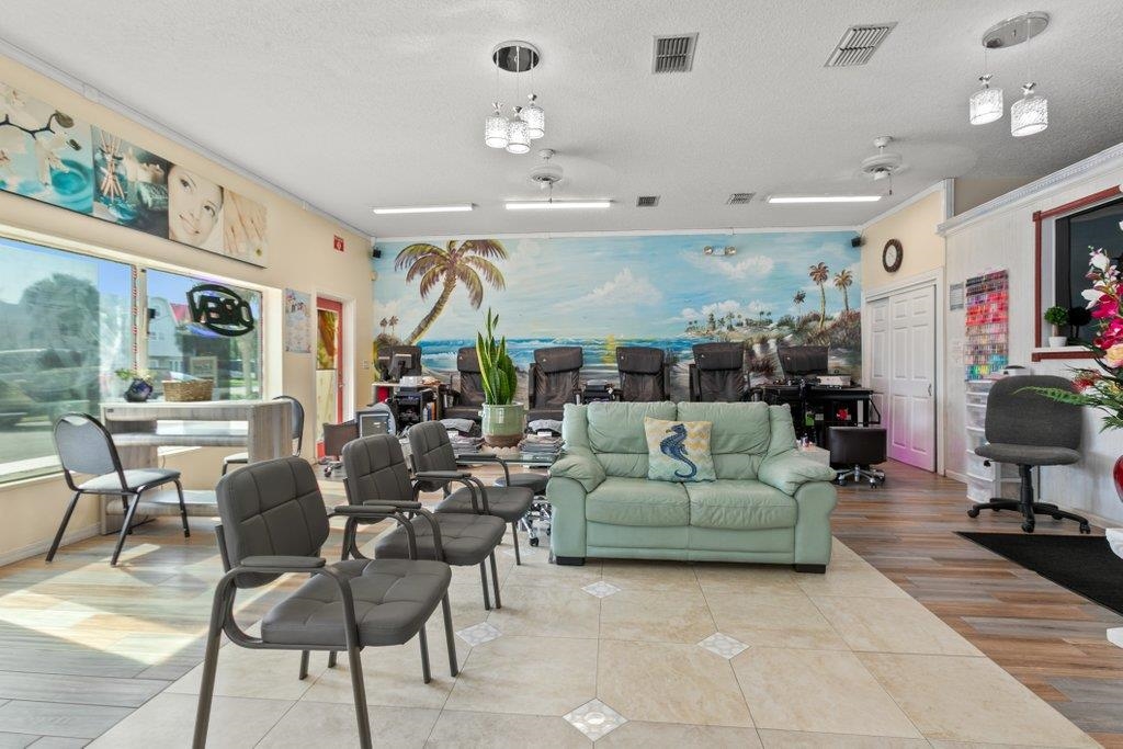 Image 40 of 84 For 711 A1a Beach Blvd