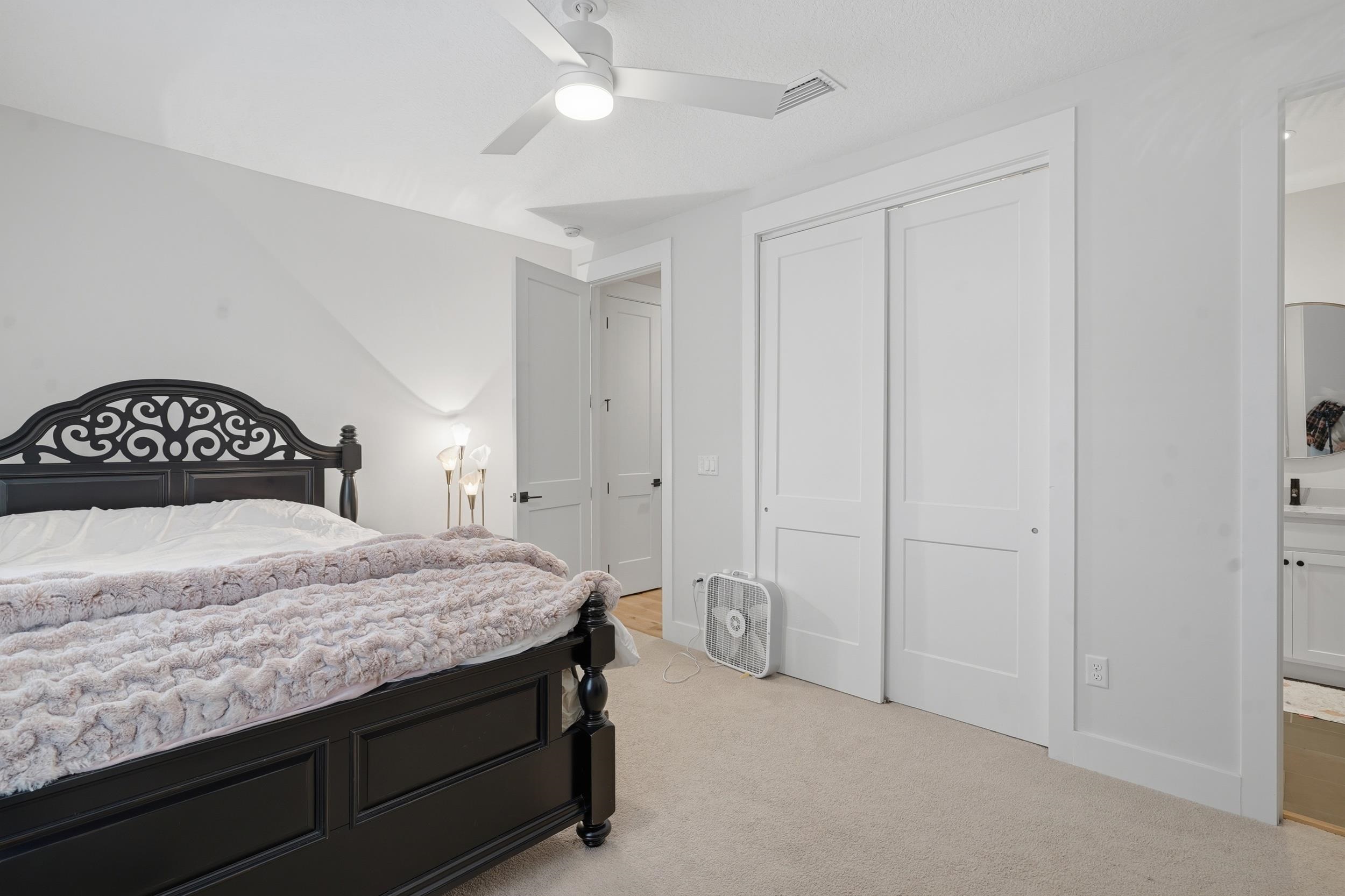 Image 11 of 34 For 240 Ridgeway Rd