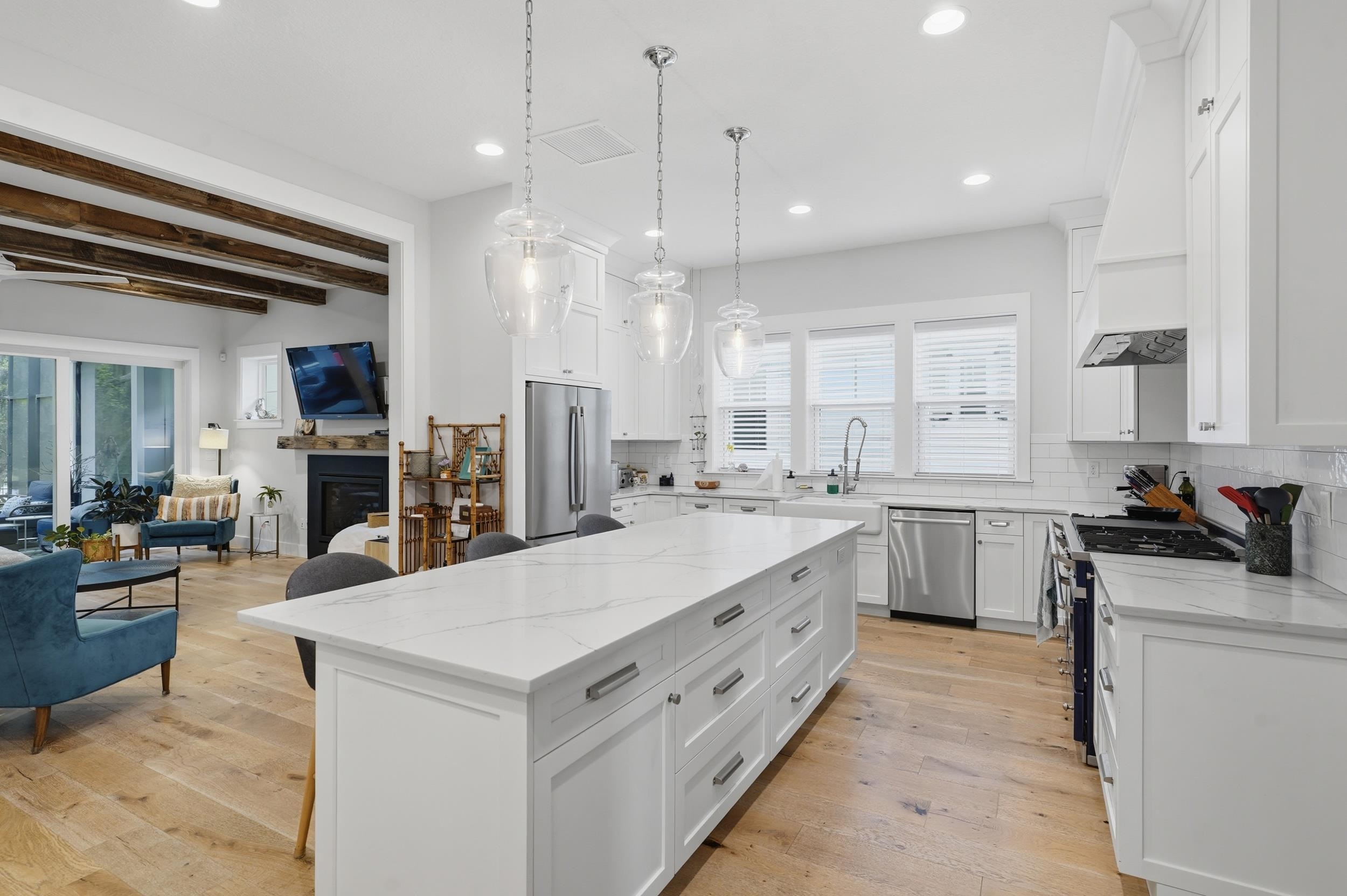 Image 17 of 34 For 240 Ridgeway Rd