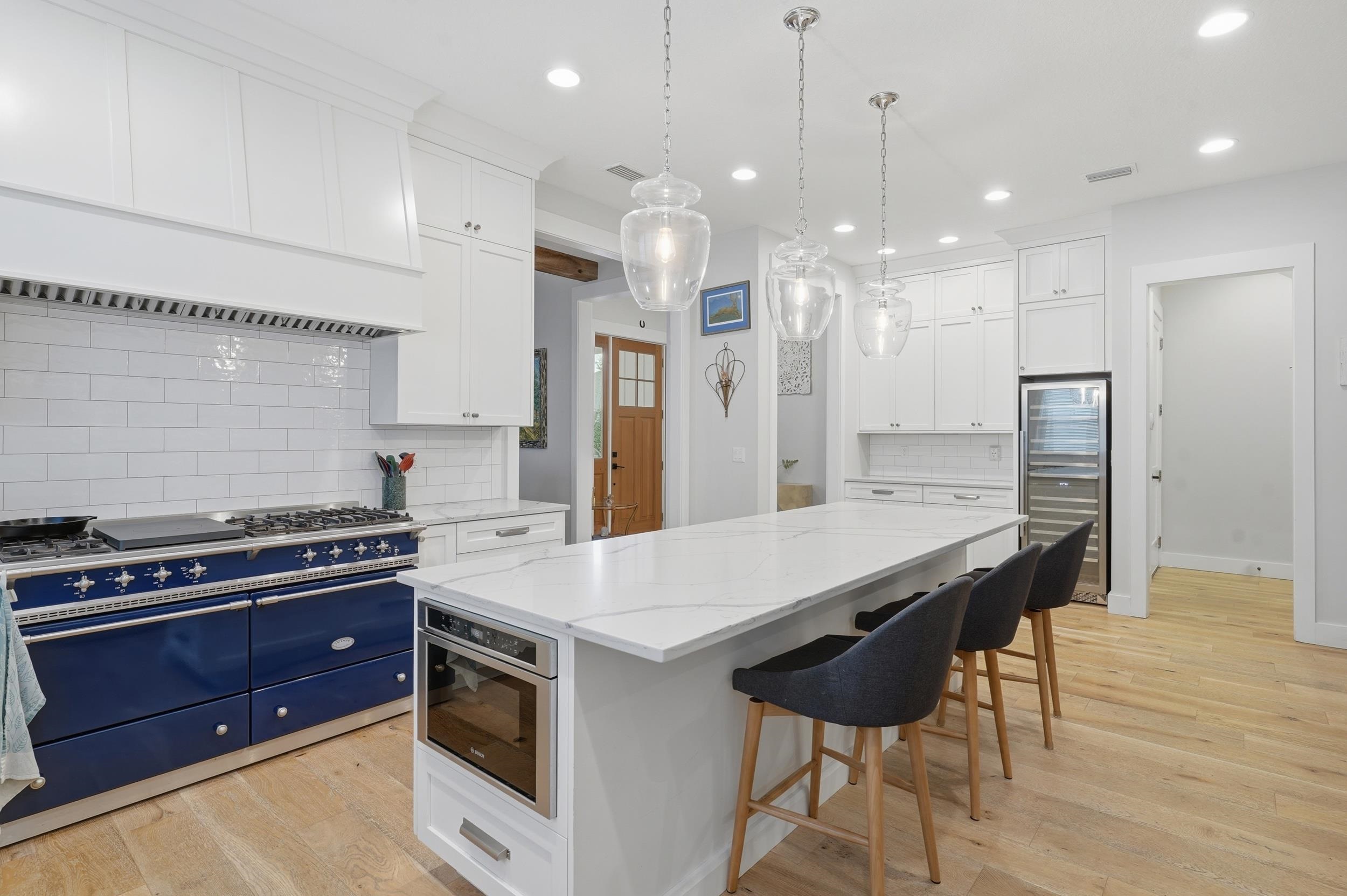 Image 19 of 34 For 240 Ridgeway Rd