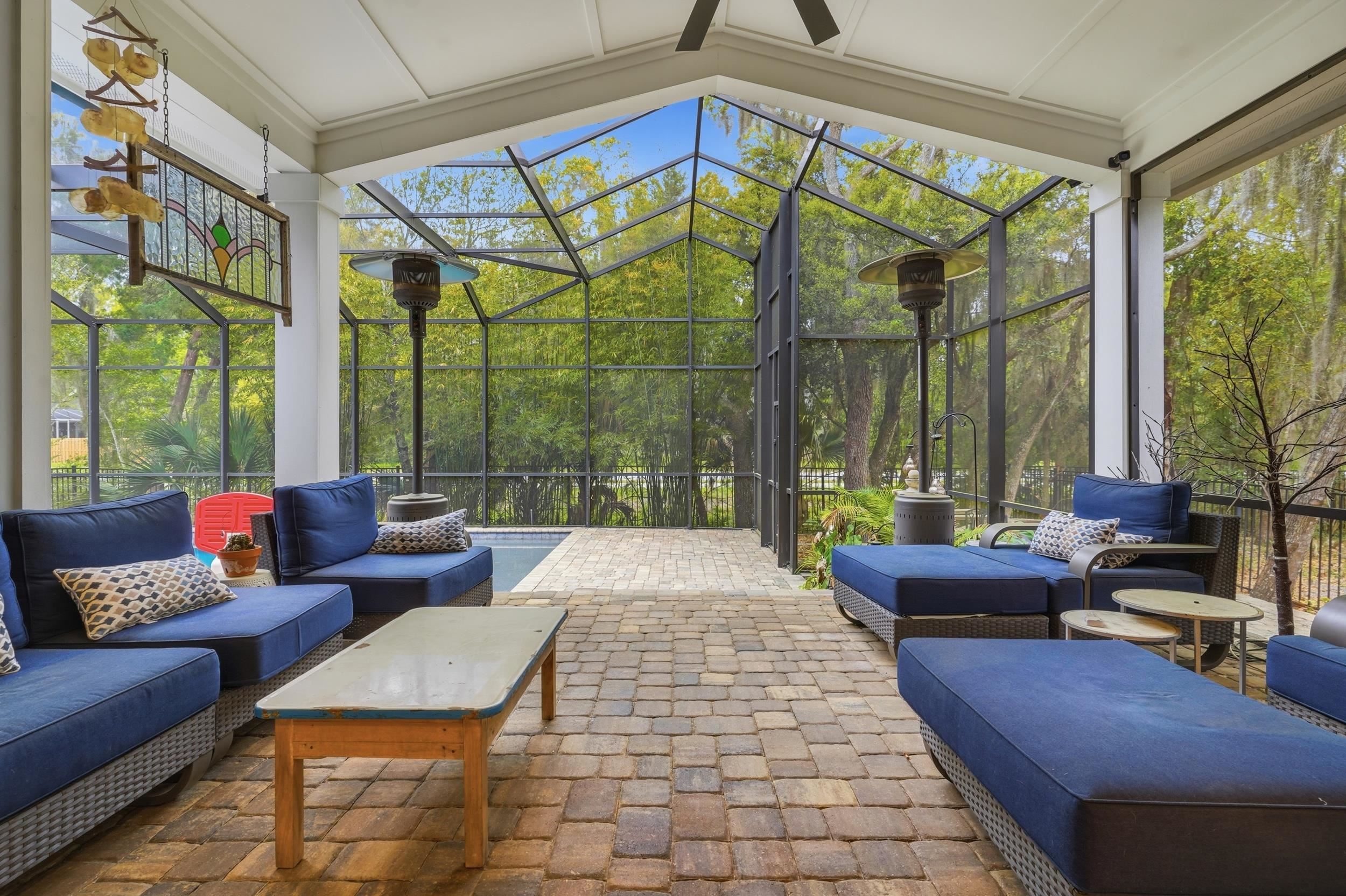 Image 2 of 34 For 240 Ridgeway Rd