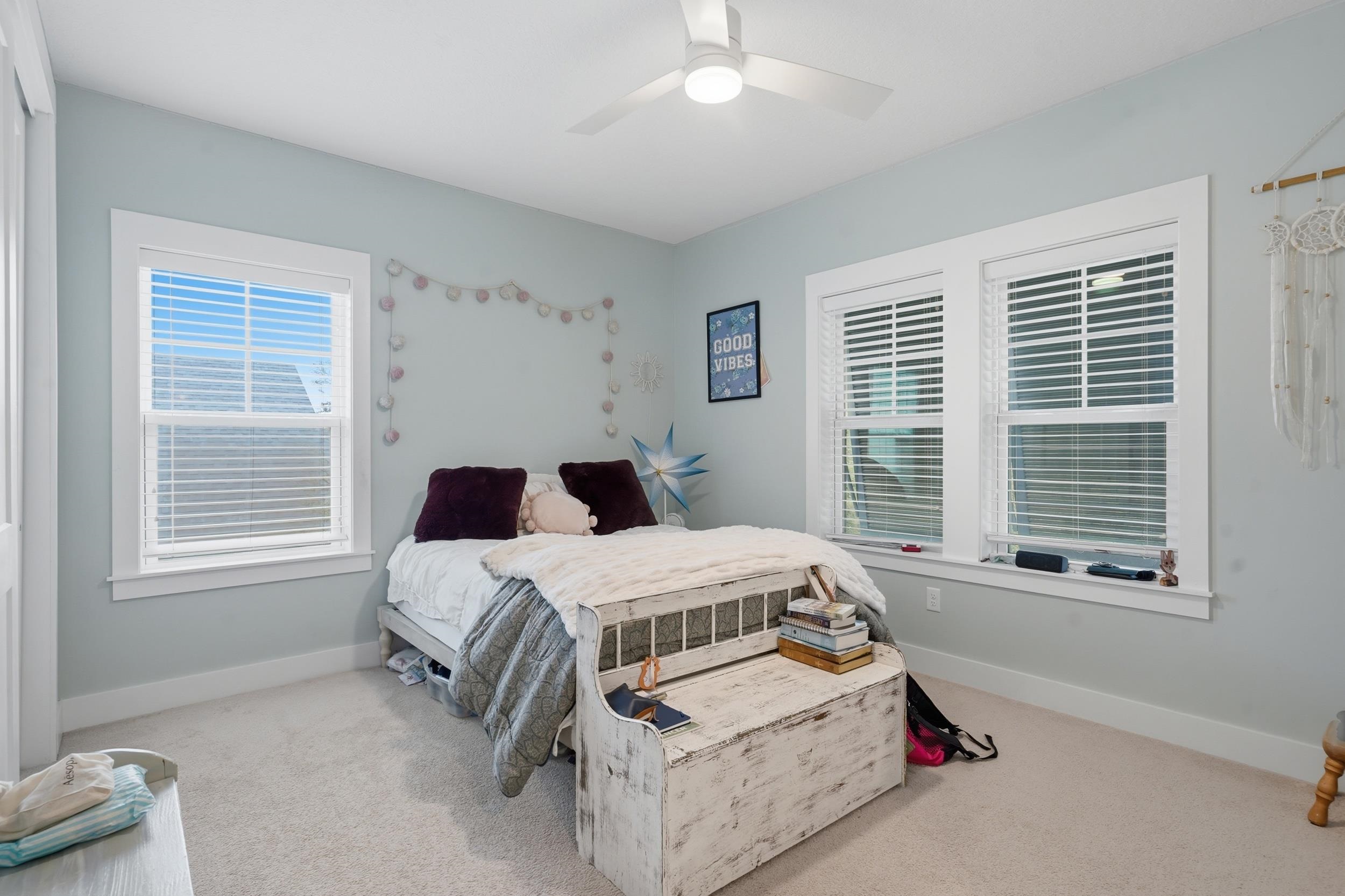 Image 7 of 34 For 240 Ridgeway Rd