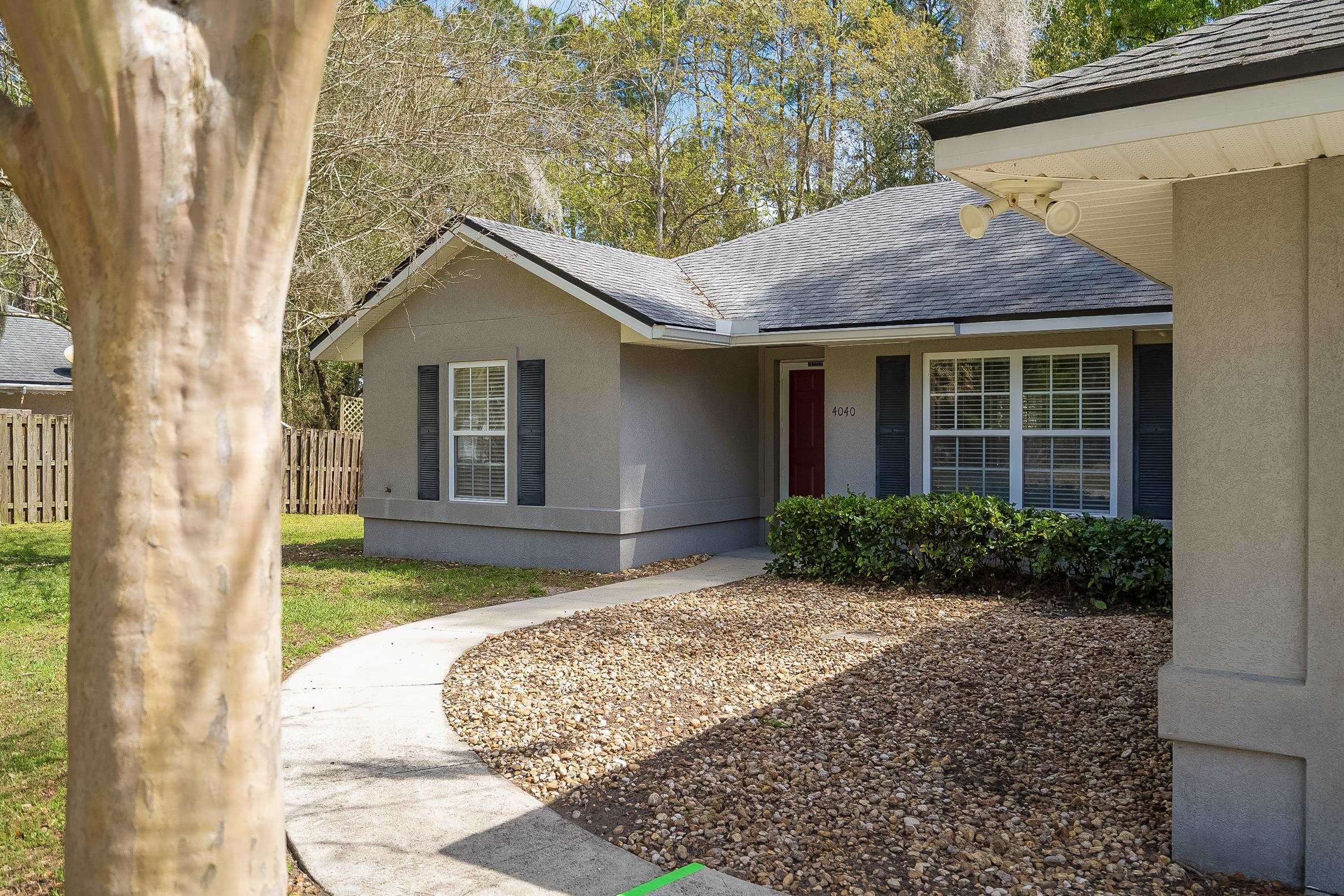 Image 2 of 61 For 4040 Red Pine Ln