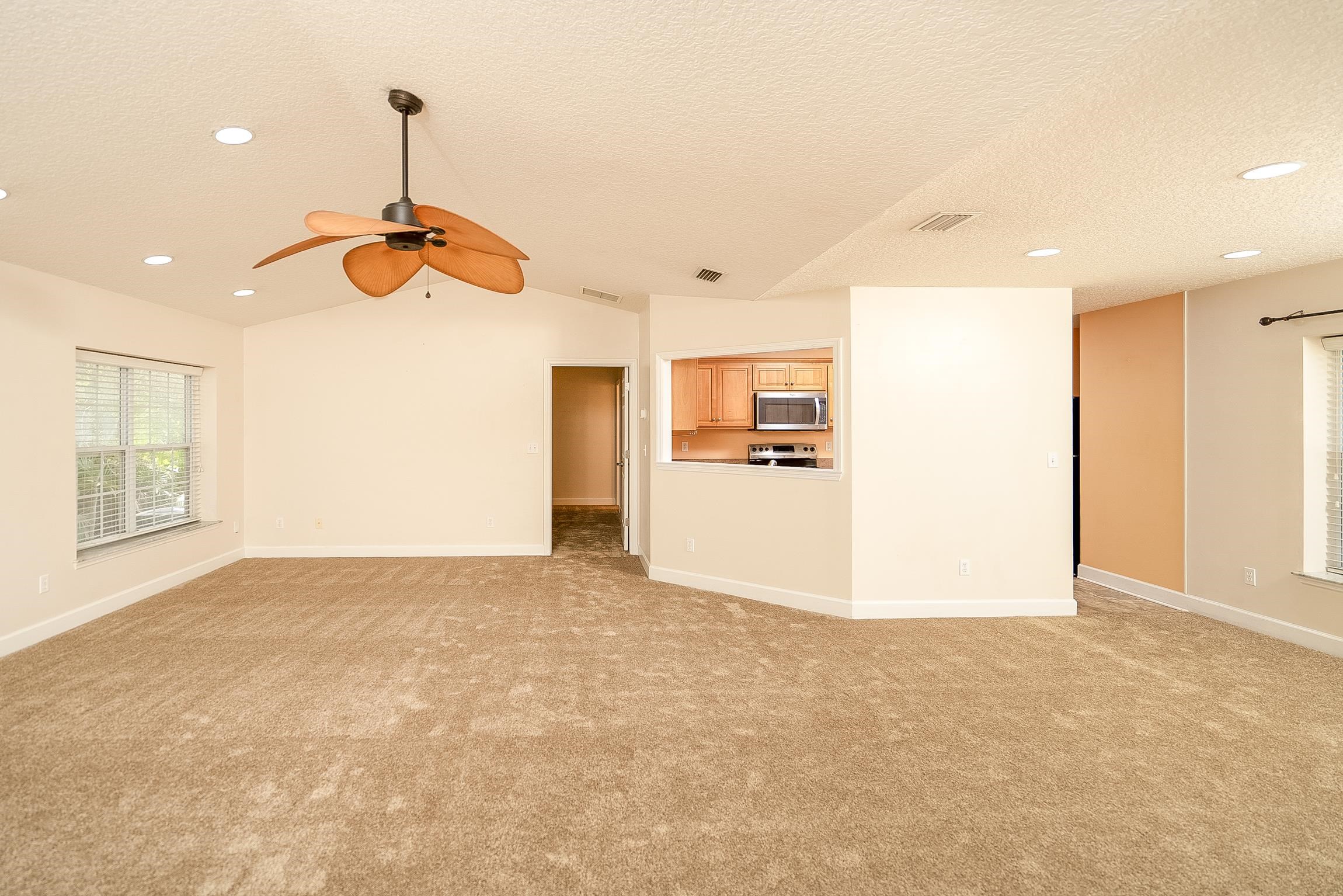 Image 20 of 61 For 4040 Red Pine Ln