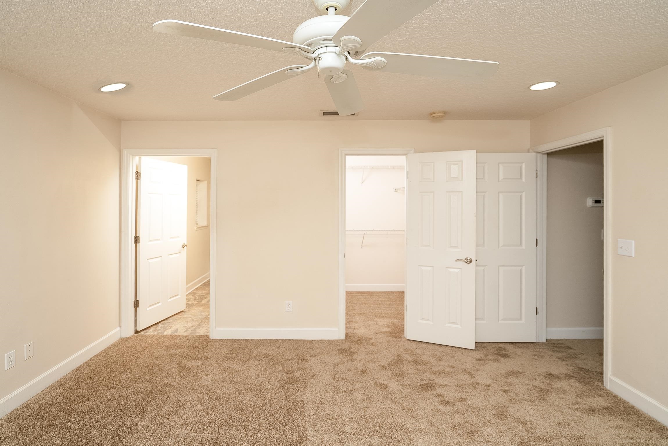 Image 29 of 61 For 4040 Red Pine Ln