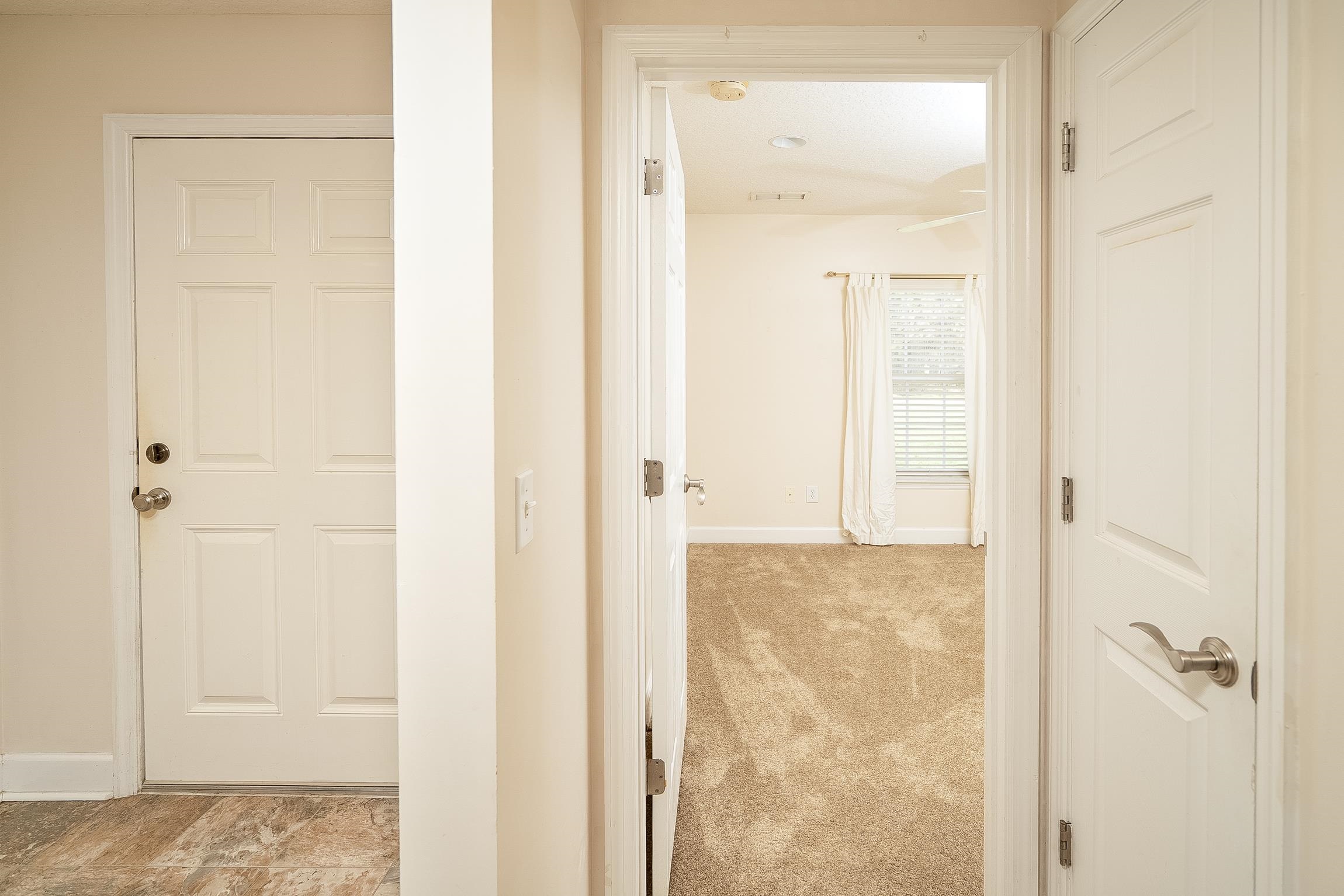 Image 33 of 61 For 4040 Red Pine Ln