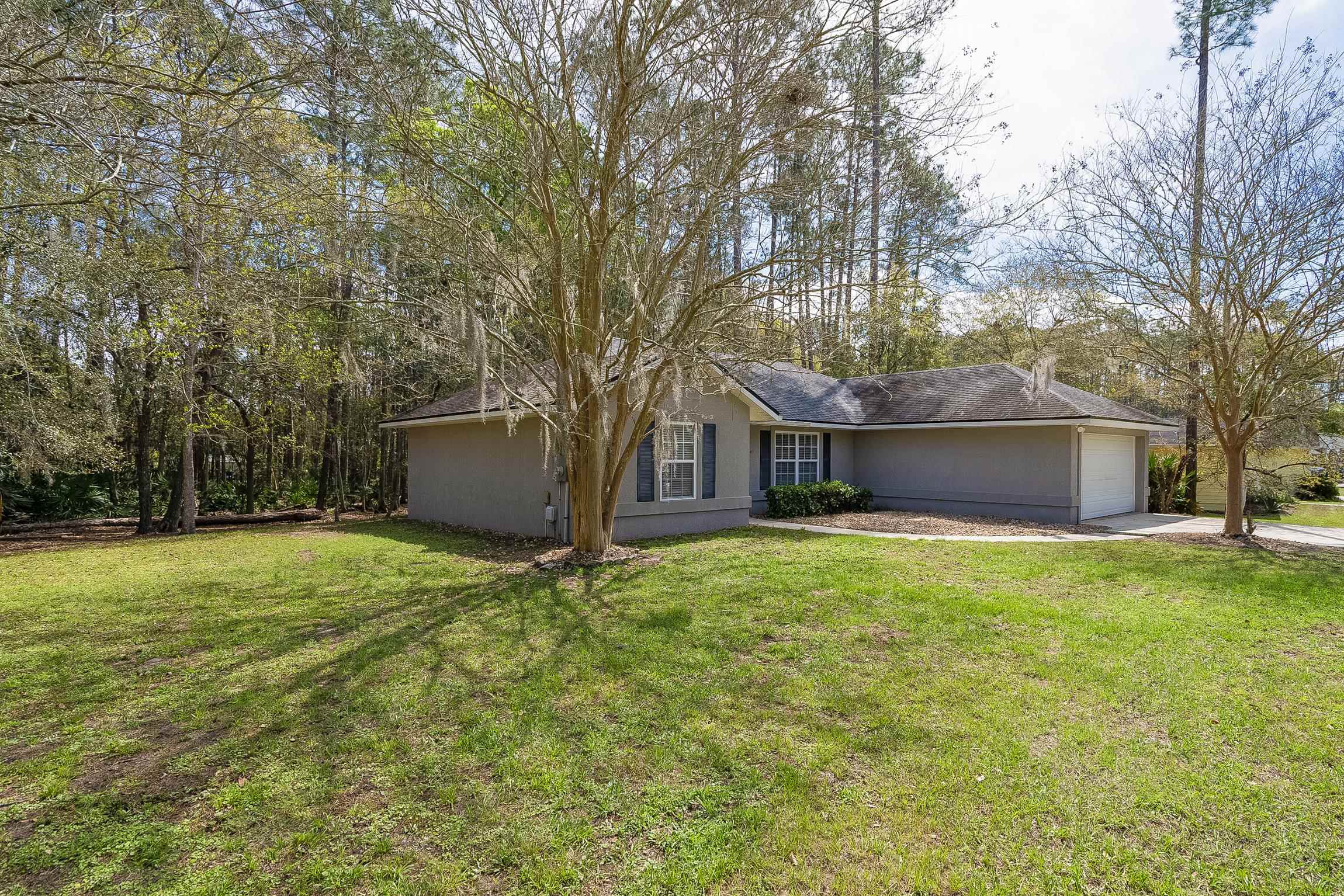 Image 5 of 61 For 4040 Red Pine Ln