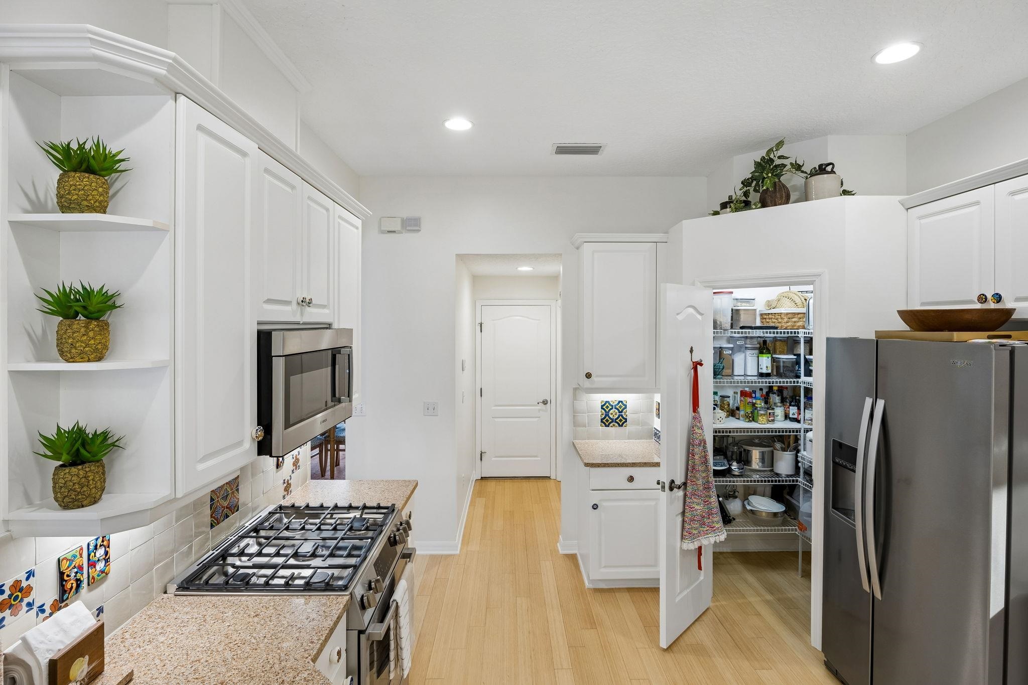Image 19 of 65 For 351 Point Pleasant Dr