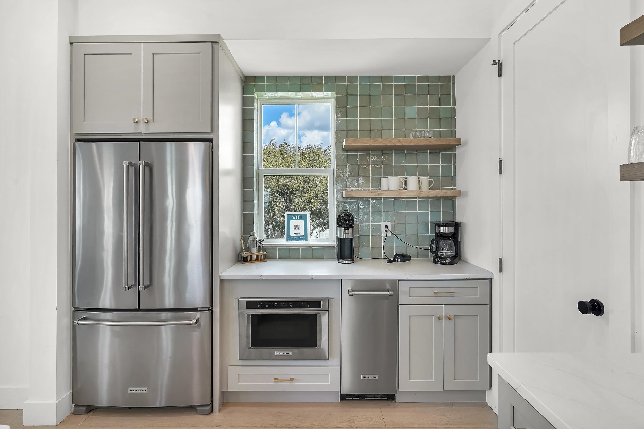Image 13 of 59 For 104 7th St  