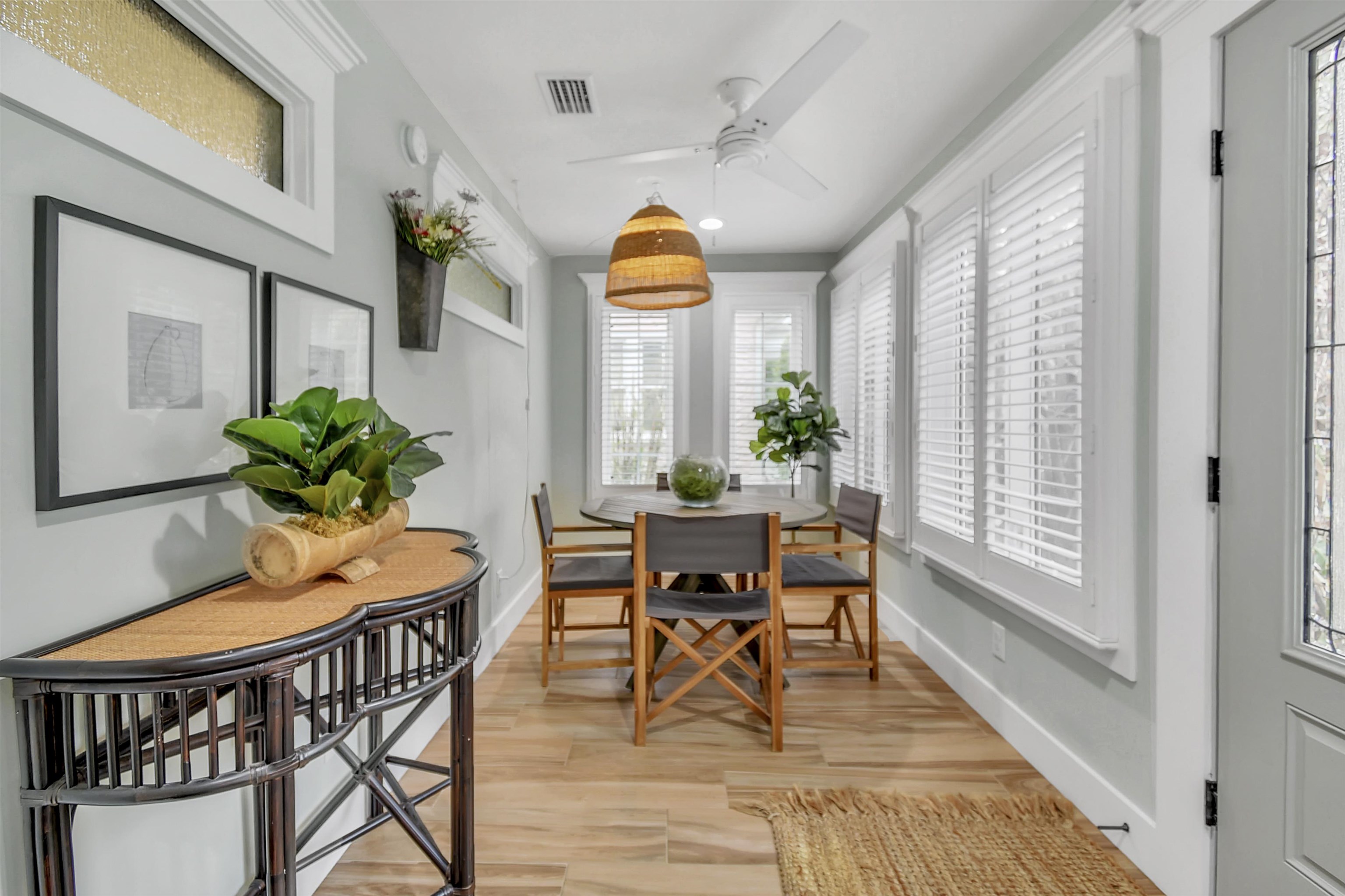 Image 13 of 75 For 9 Sevilla Street