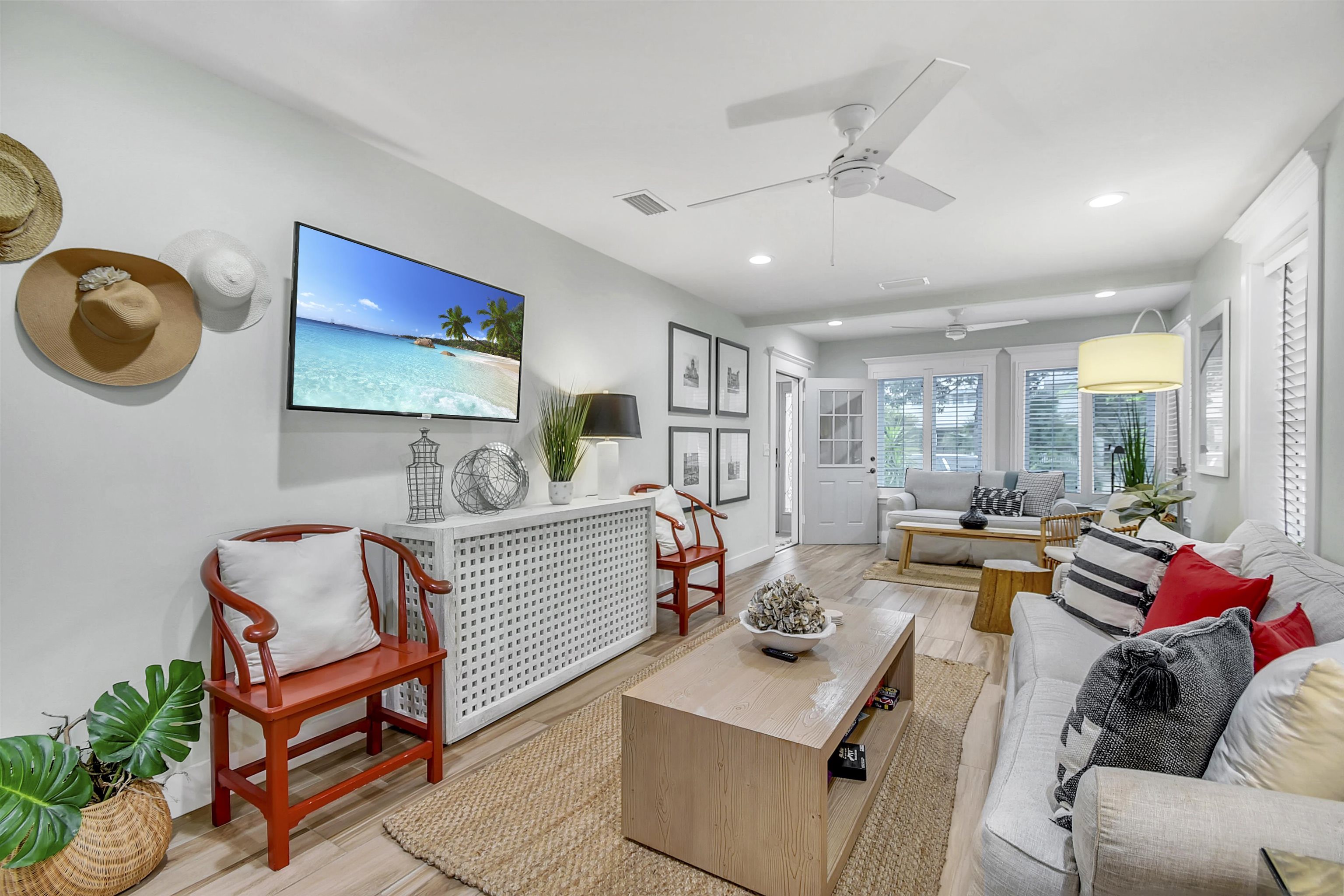 Image 24 of 75 For 9 Sevilla Street