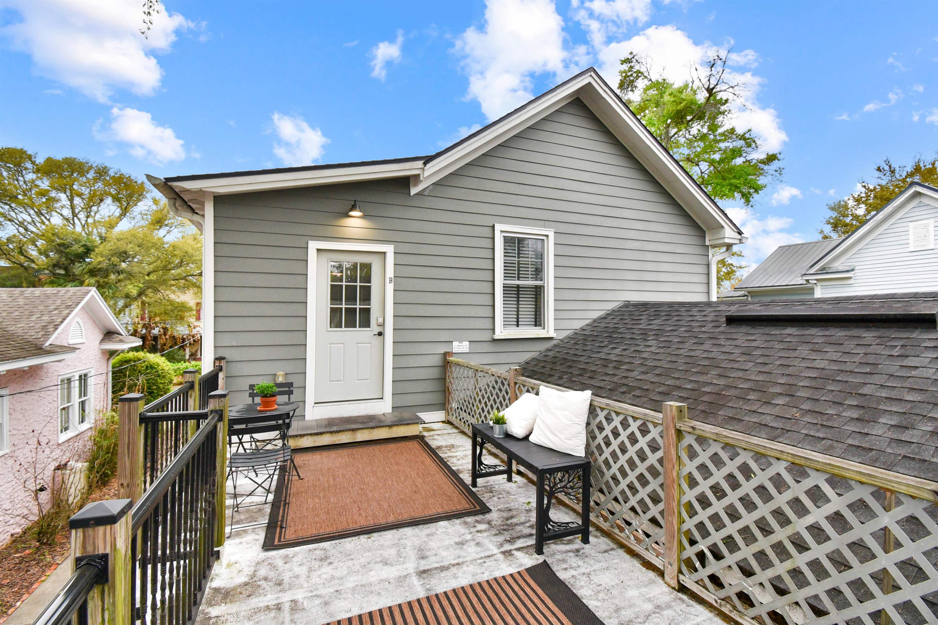 Image 32 of 75 For 9 Sevilla Street