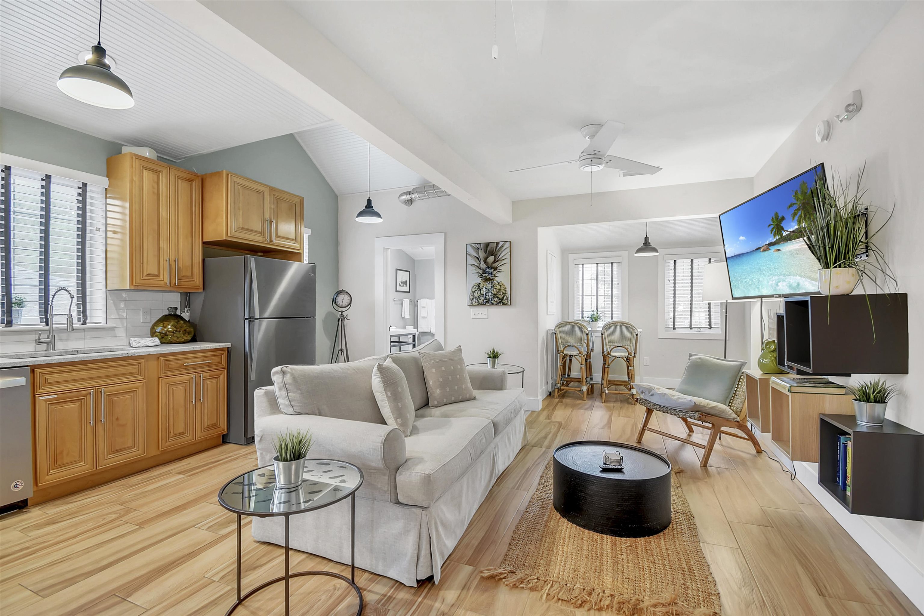 Image 37 of 75 For 9 Sevilla Street